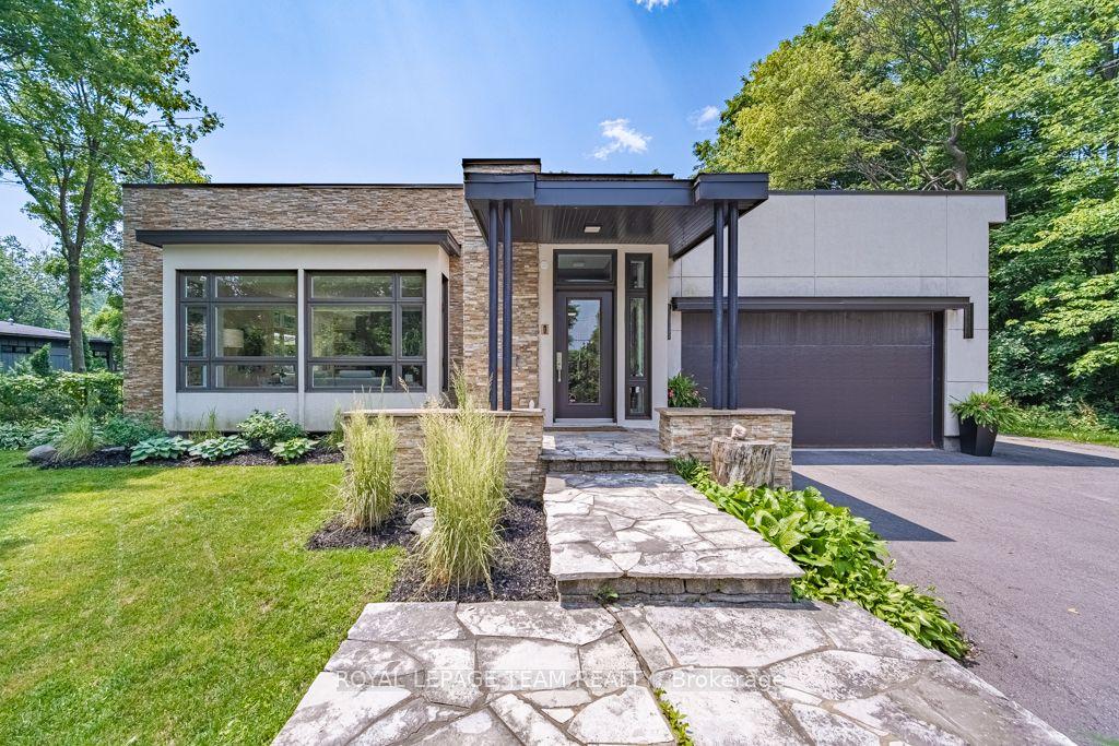 17 KAYMAR Drive, Beacon Hill North - South and Area — Detached for sale, photo 1
