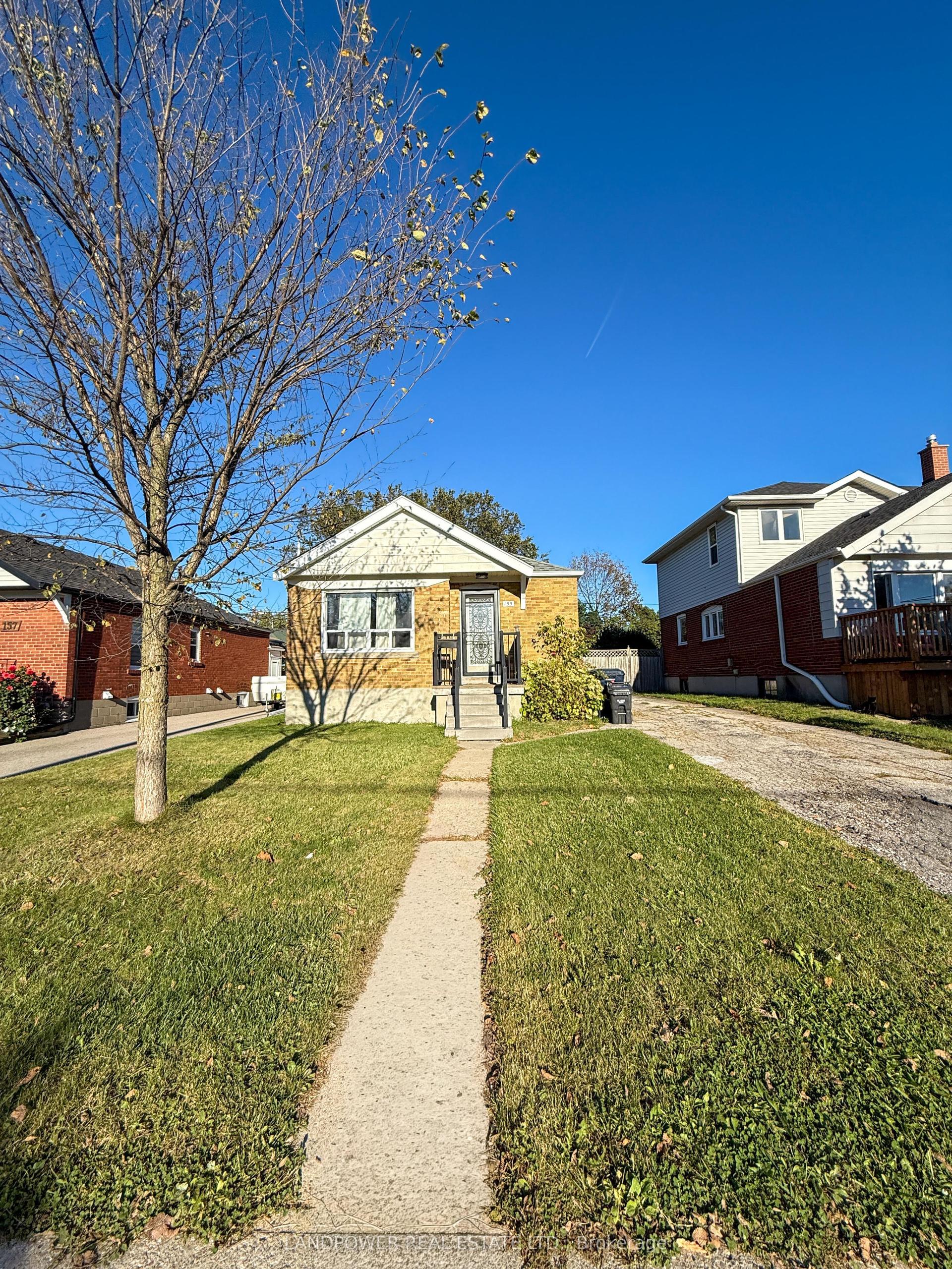 155 N Bonnington Avenue, Toronto — Detached for lease, photo 1