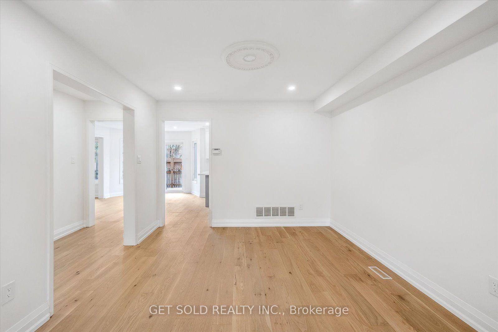 27 Edenbridge Drive — photo 7