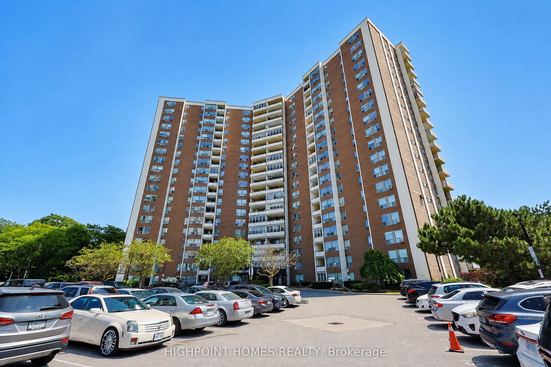 60 Pavane Link Way NE 301 #301, Toronto — Condo for sale, photo 1