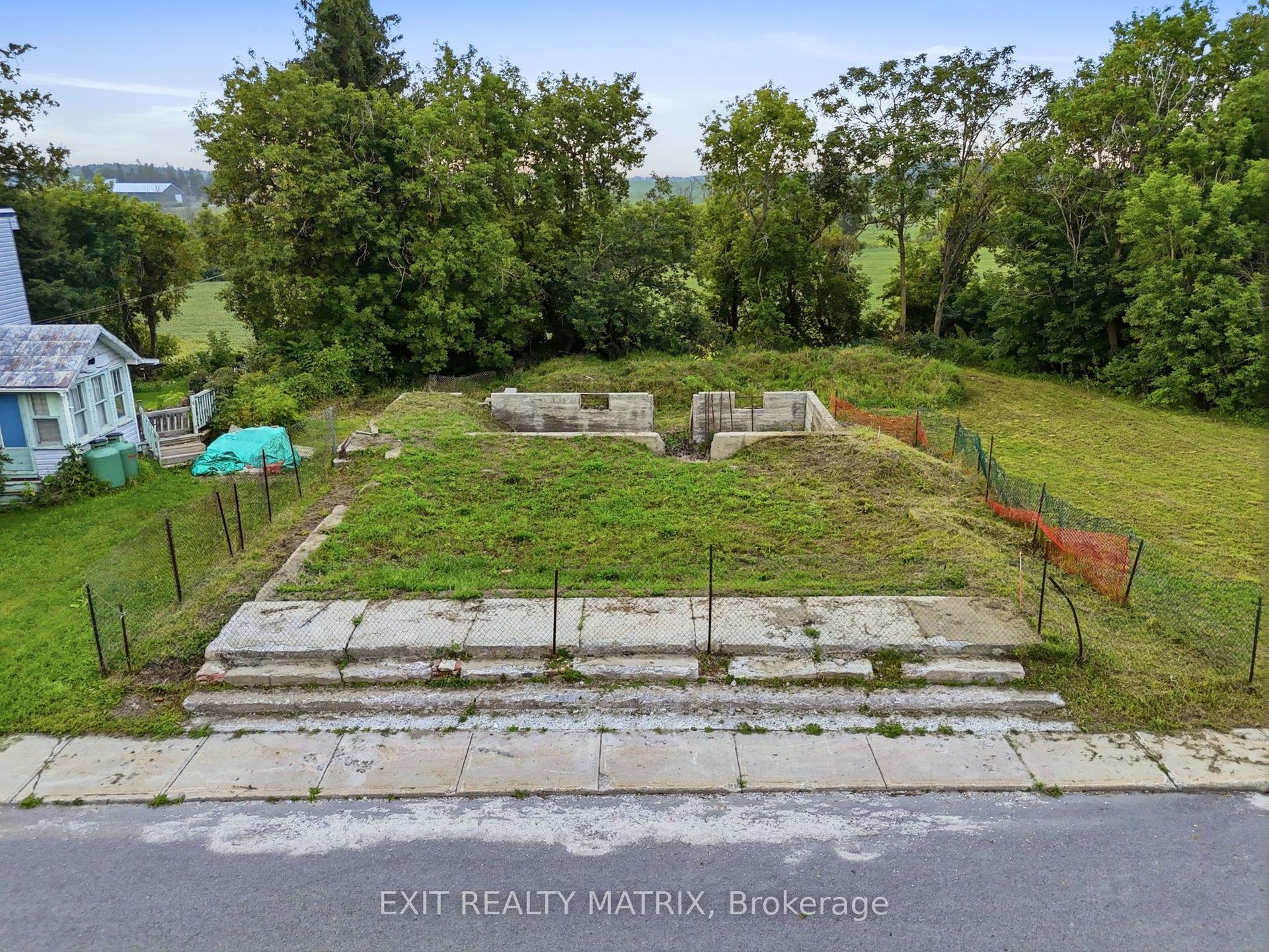 21924 Laggan Glenelg Road, North Glengarry — Land for sale, photo 1