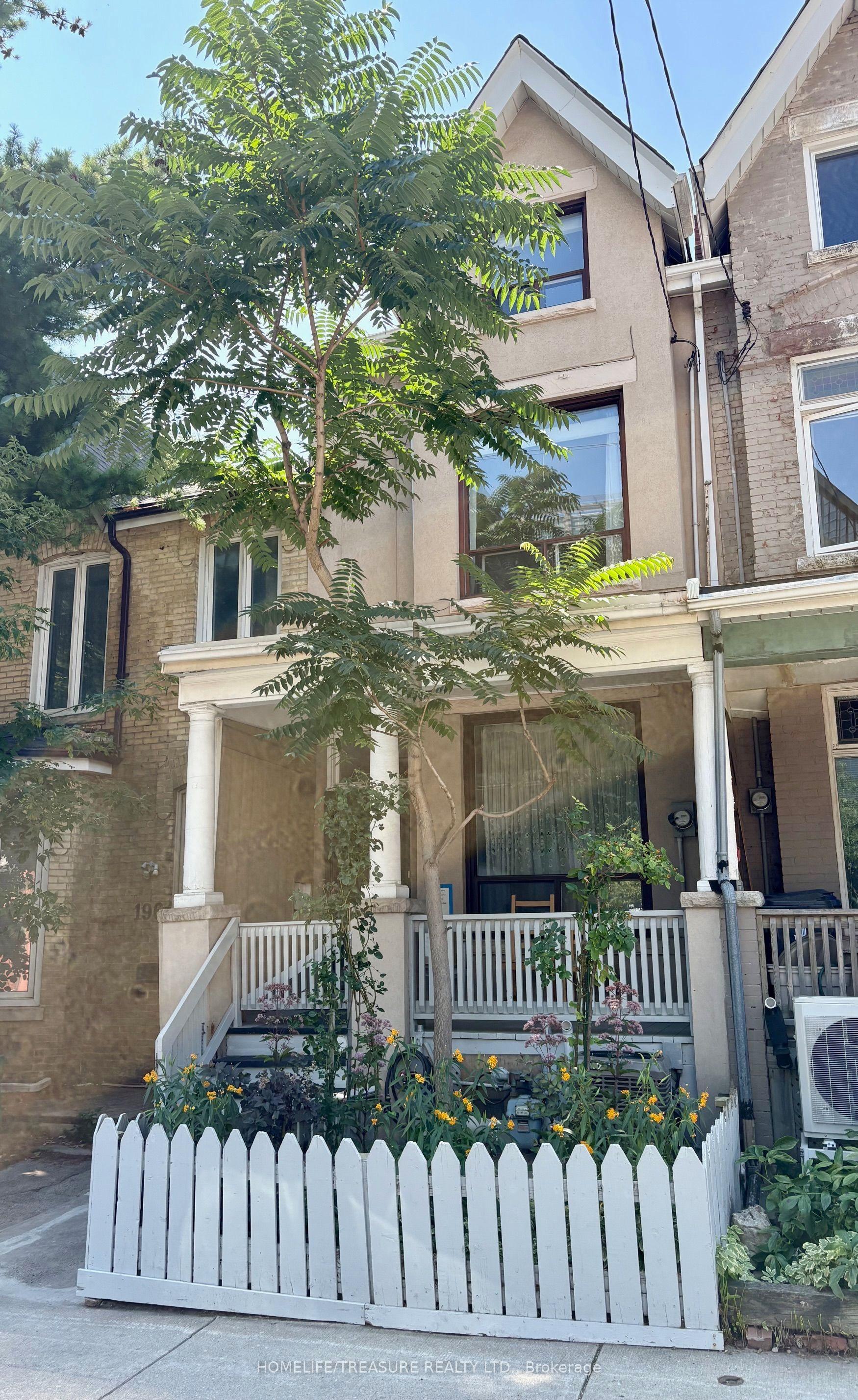 198 McCaul Street, Toronto — Semi-Detached for sale, photo 1