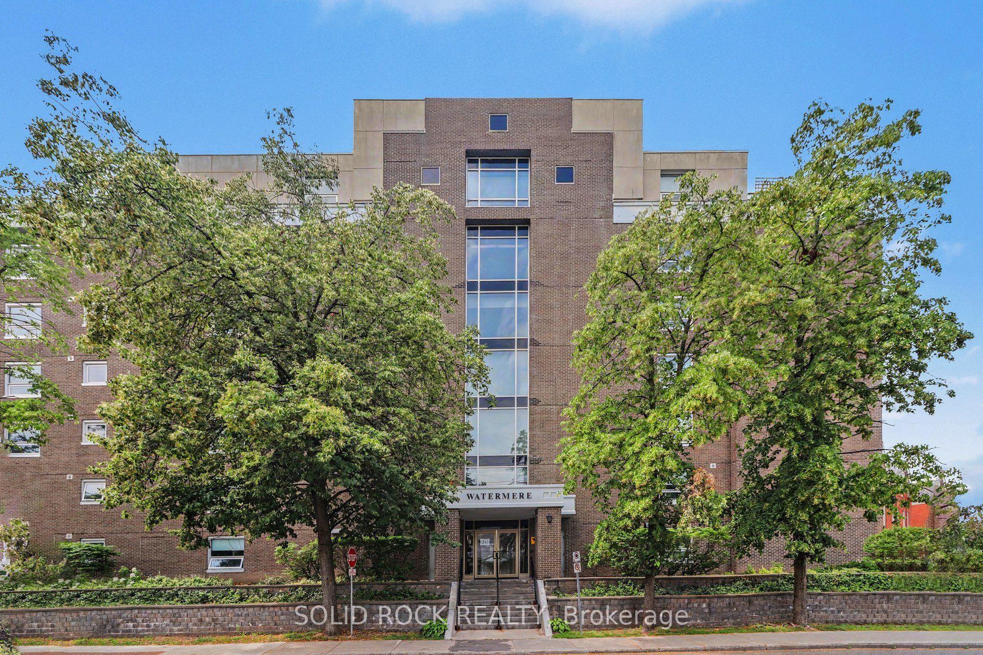 30 CHARLEVOIX Street 303 #303, Vanier and Kingsview Park — Condo for sale, photo 1