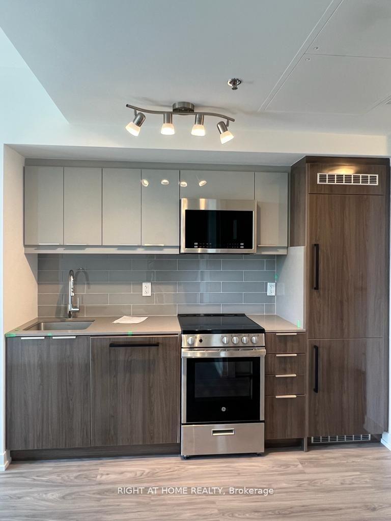 90 GLEN EVEREST Road 1010 #1010, Toronto — Condo for lease, photo 1
