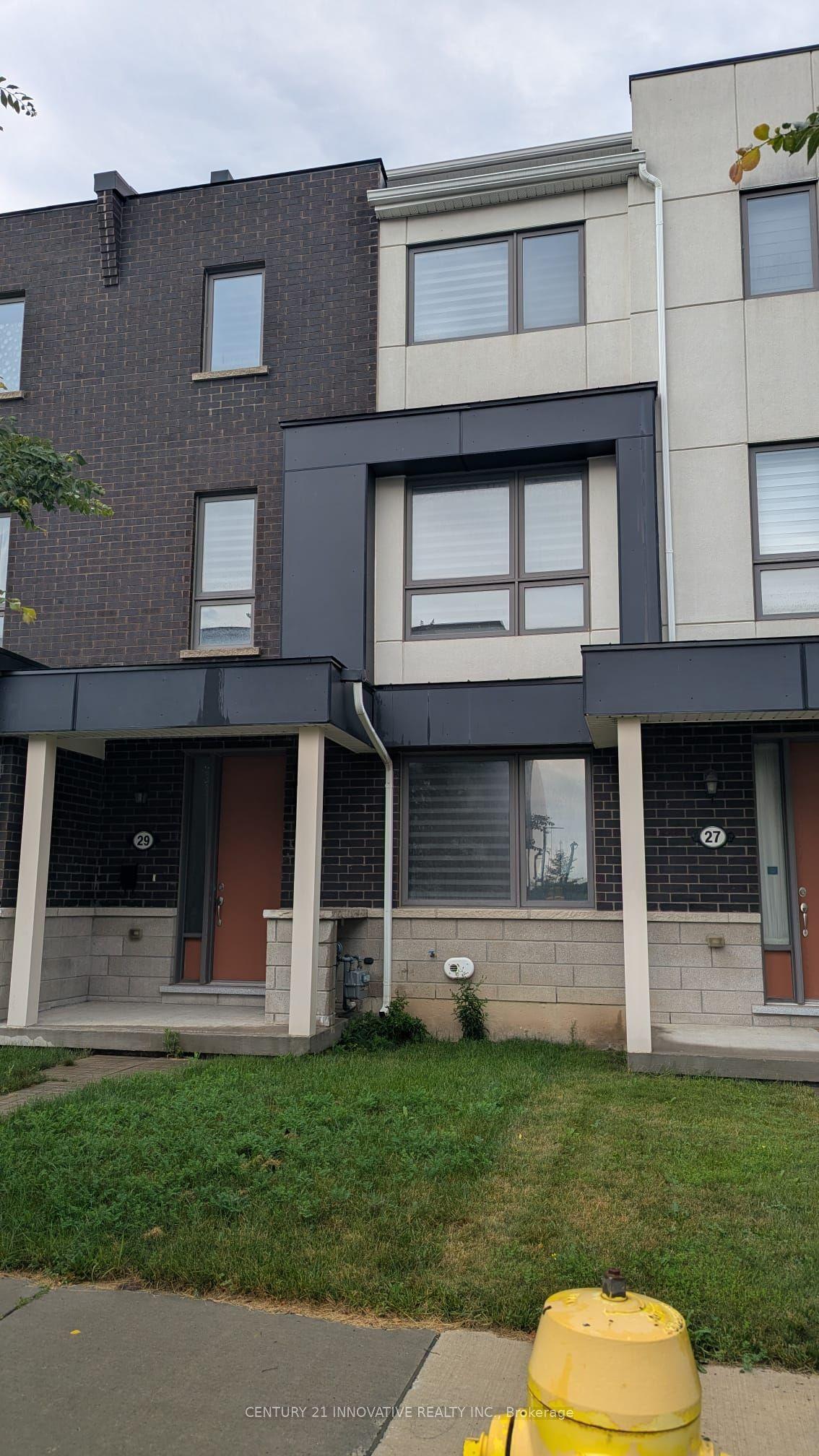 29 Adam Sellers Street E, Markham — Townhouse for lease, photo 1