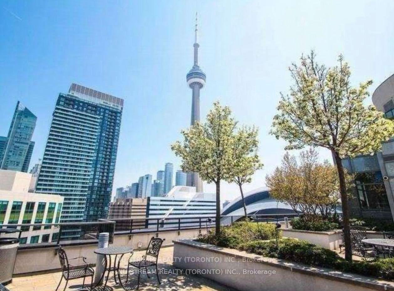 20 Blue Jays Way 315 #315, Toronto — Condo for lease, photo 1