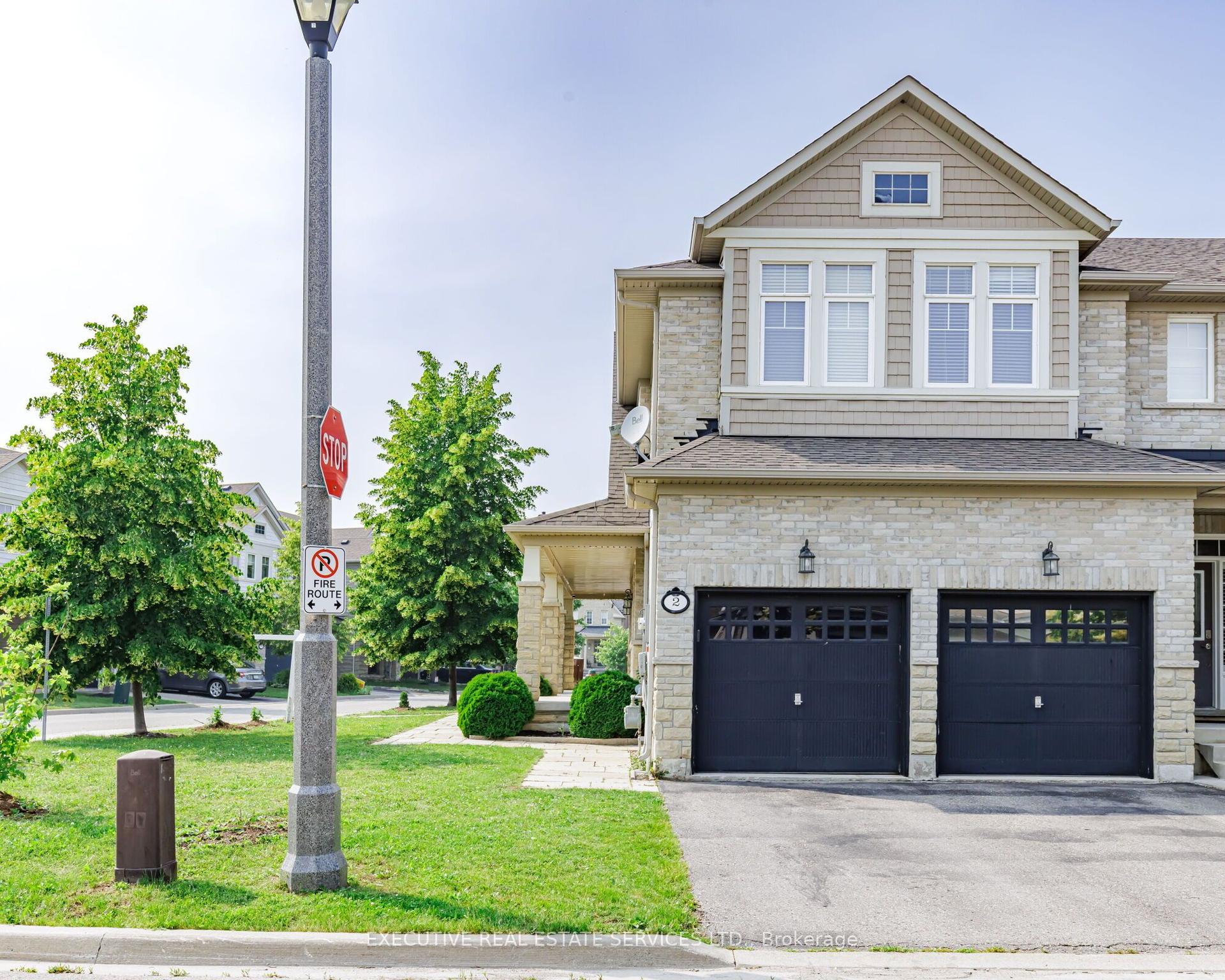 2 Nectarlane Avenue — photo 1