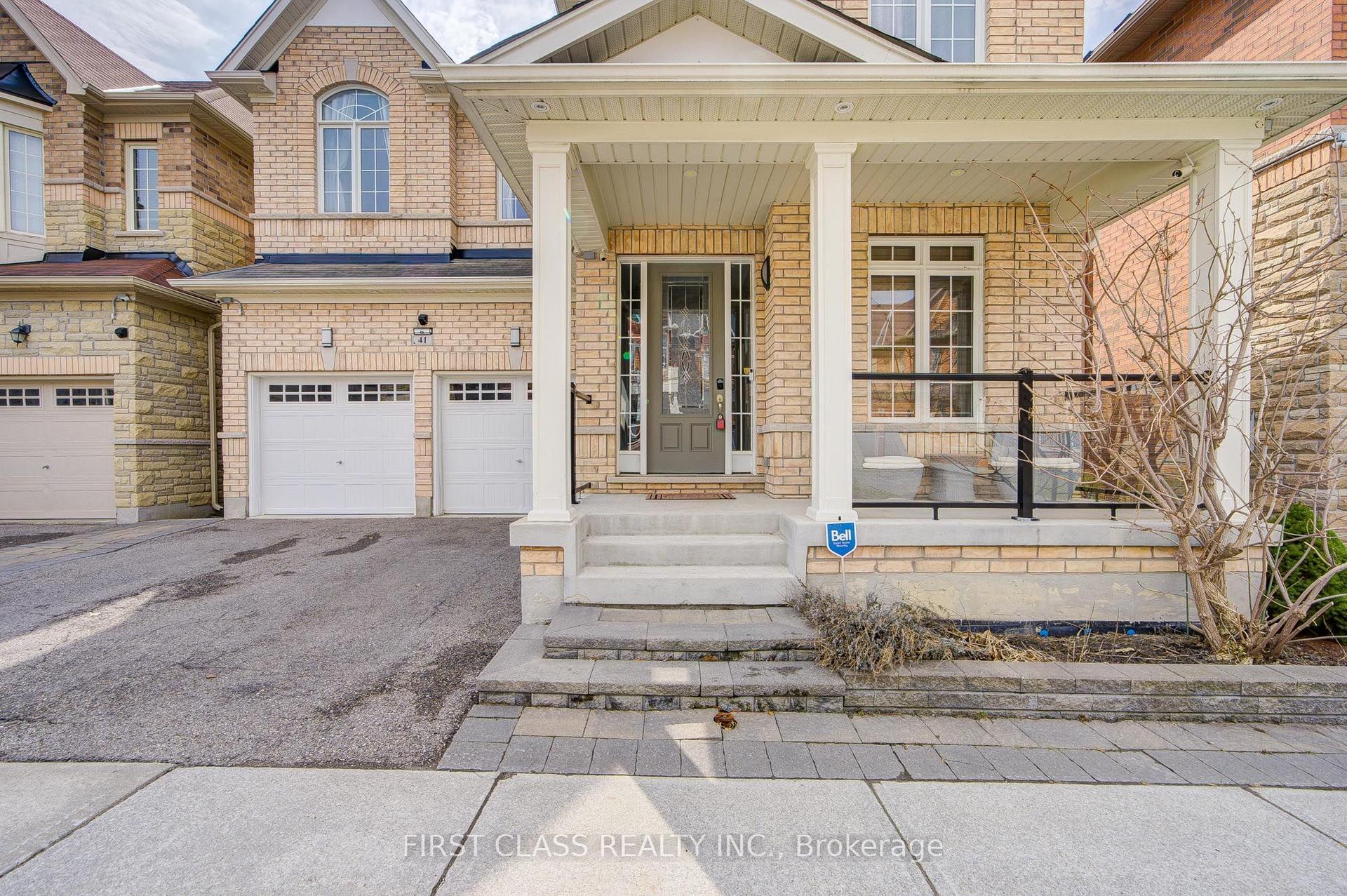41 William Bartlett Drive — photo 1