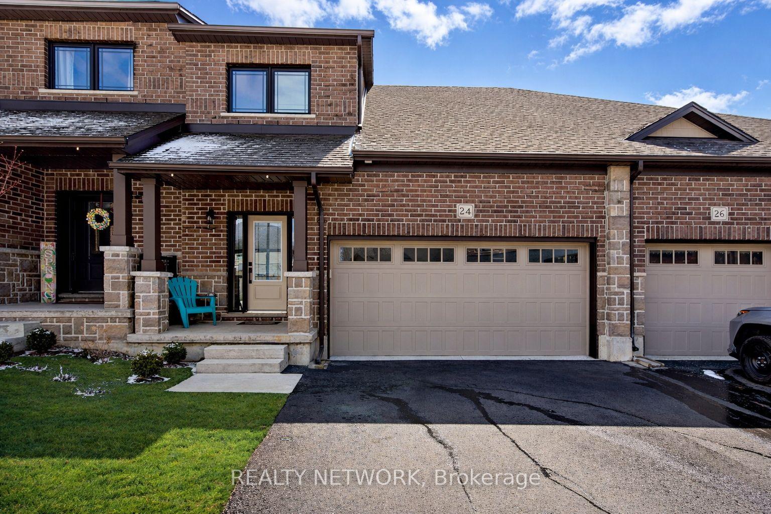 24 Tamarack Way — photo 1