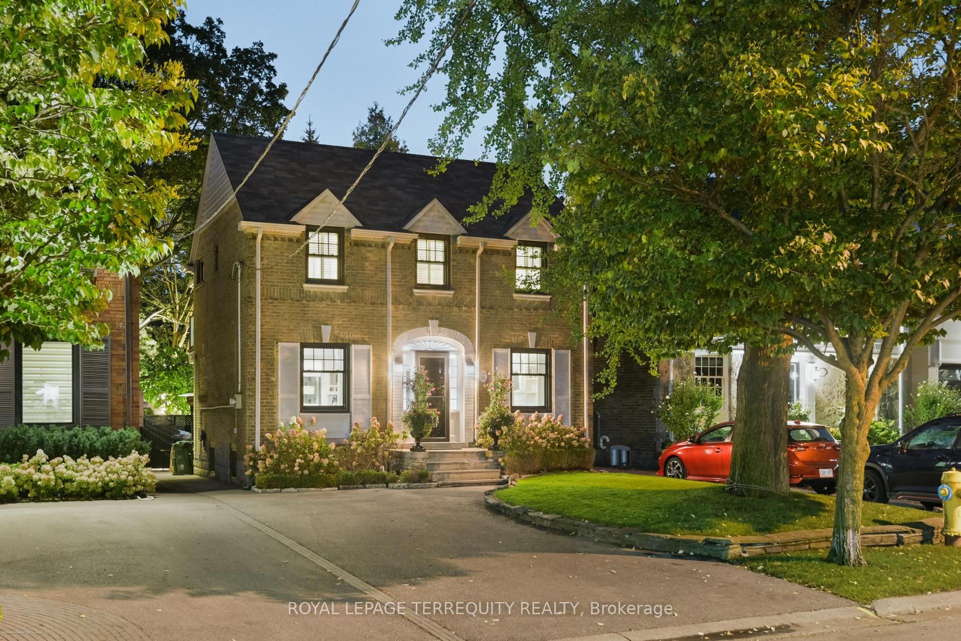 37 De Vere Gardens, Toronto — Detached for sale, photo 1