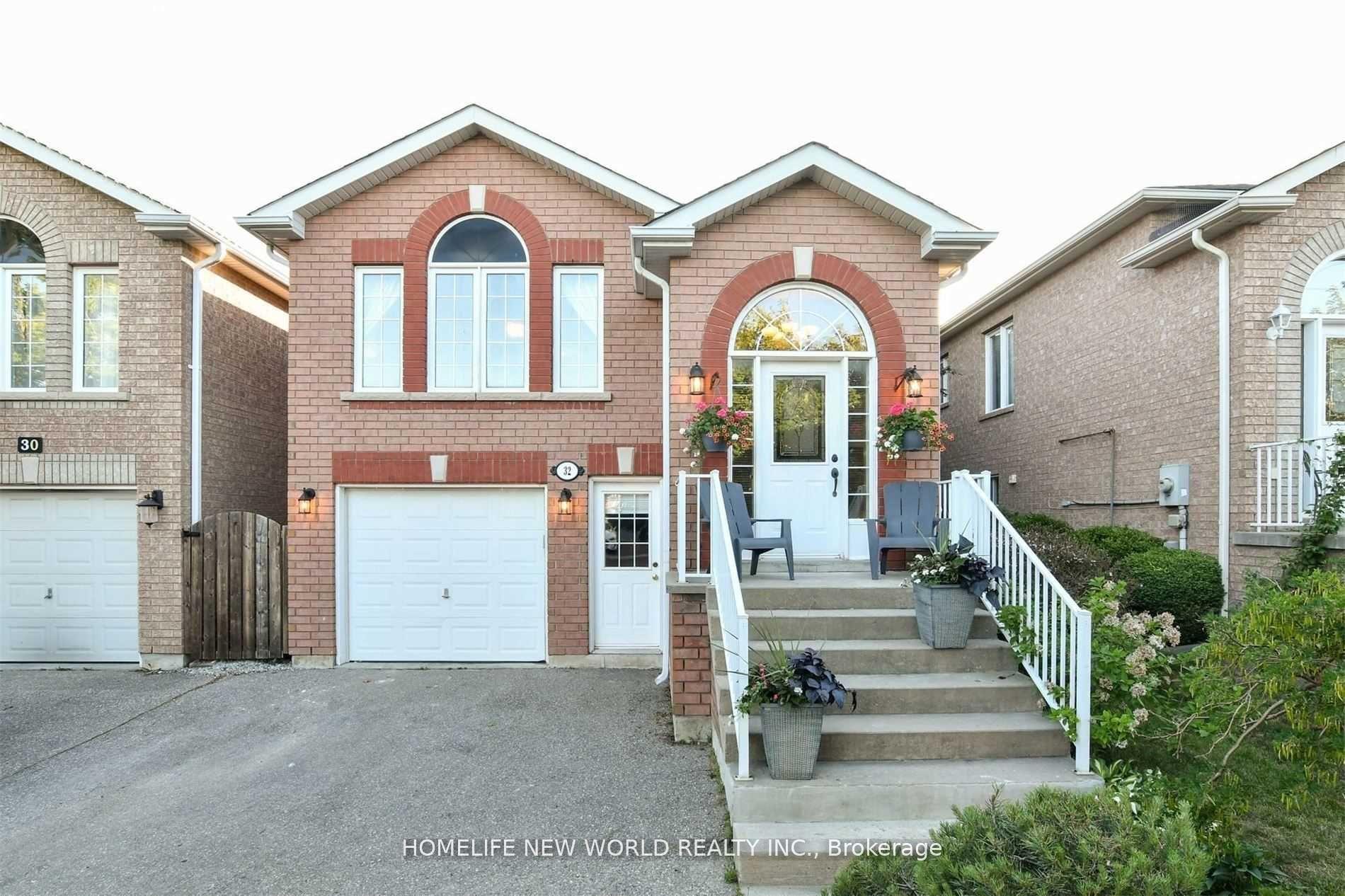 32 Smith Street, Bradford West Gwillimbury — Detached for lease, photo 1
