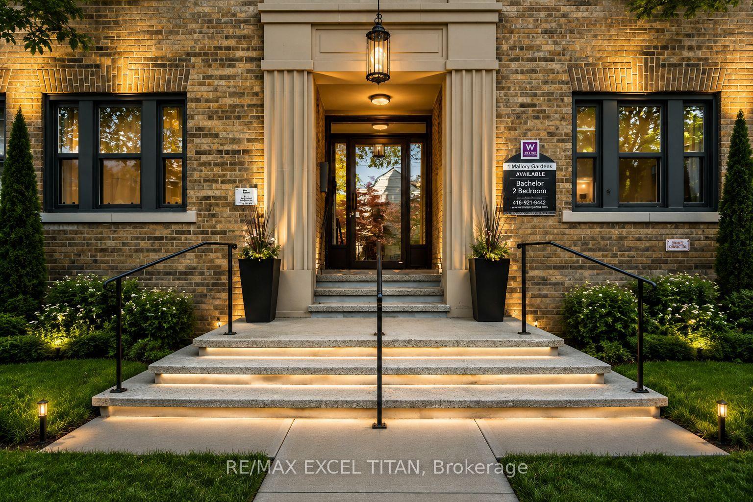 1 Mallory Gardens 4 #4, Toronto — Condo for lease, photo 1