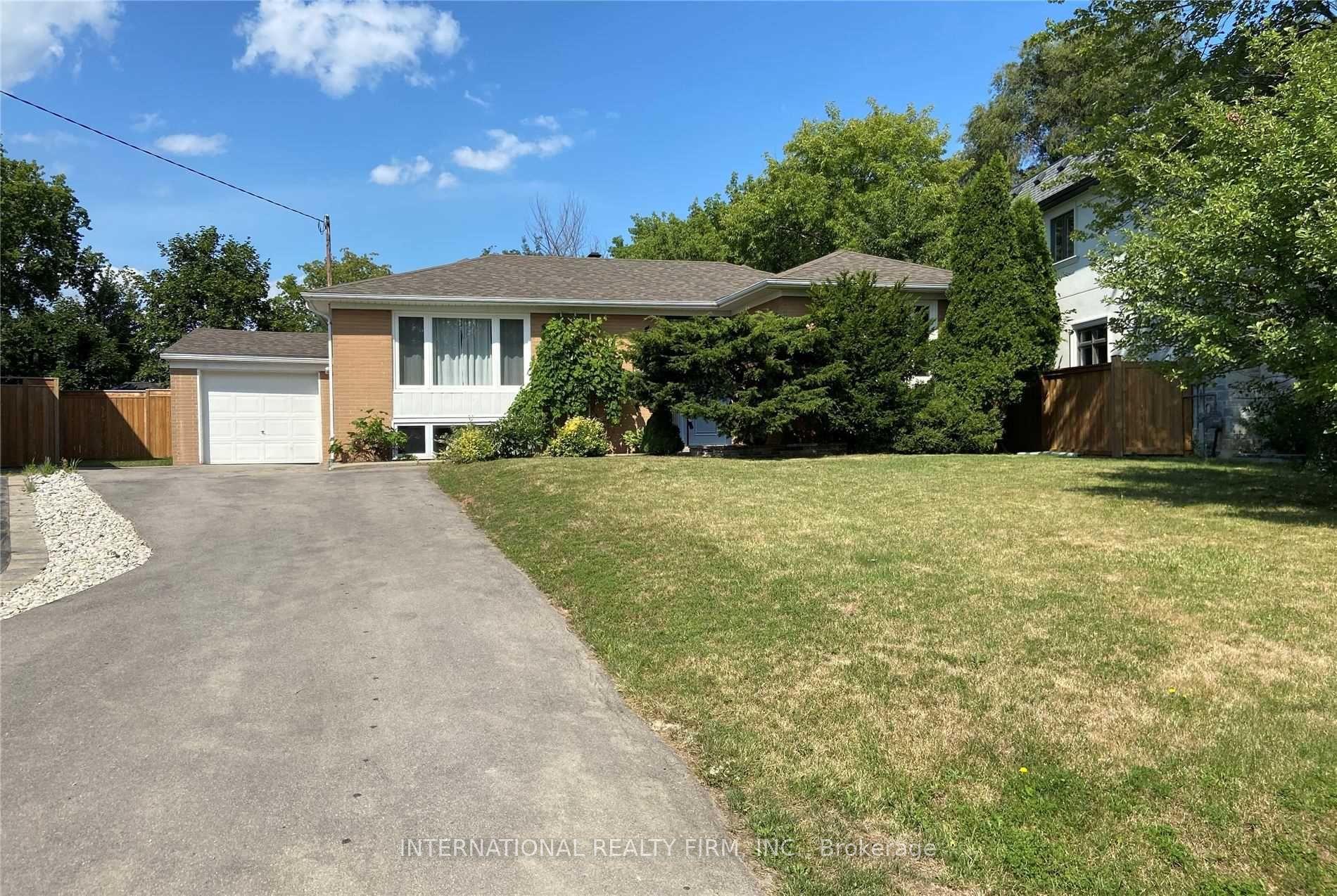1327 Sheldon Avenue — photo 1