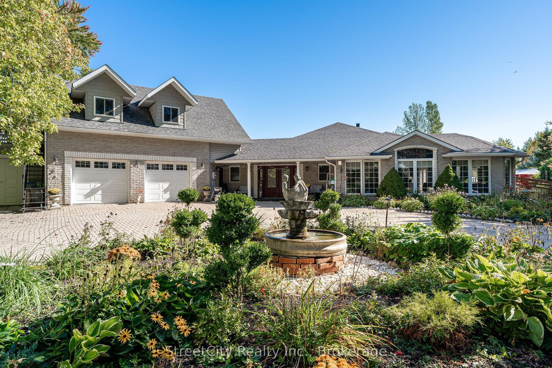 4303 119 Highway — photo 1