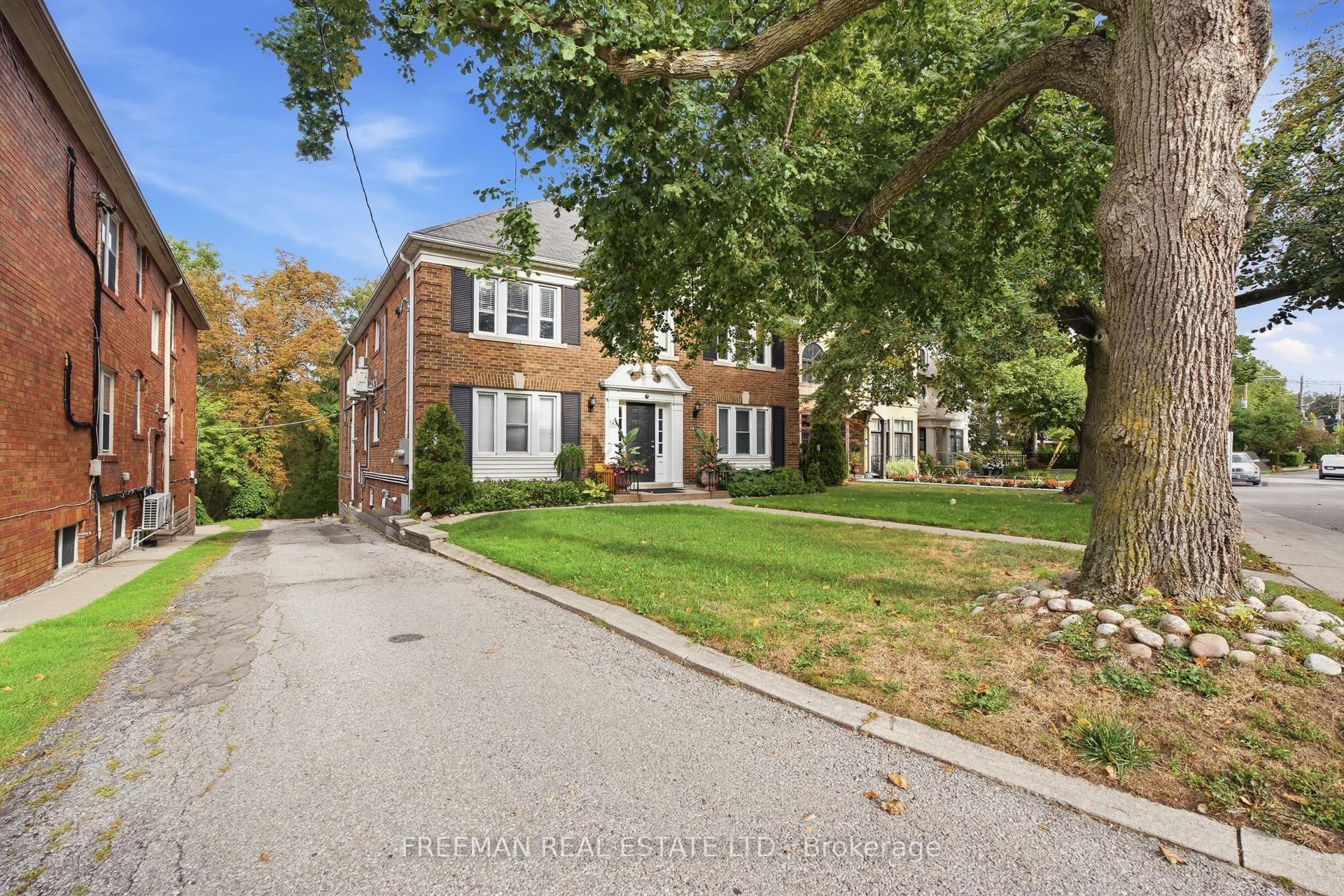 783 Spadina Road, Toronto — Detached for sale, photo 1