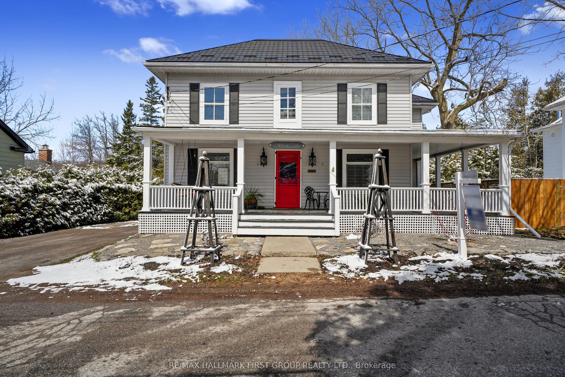 6 Norton Lane — photo 1