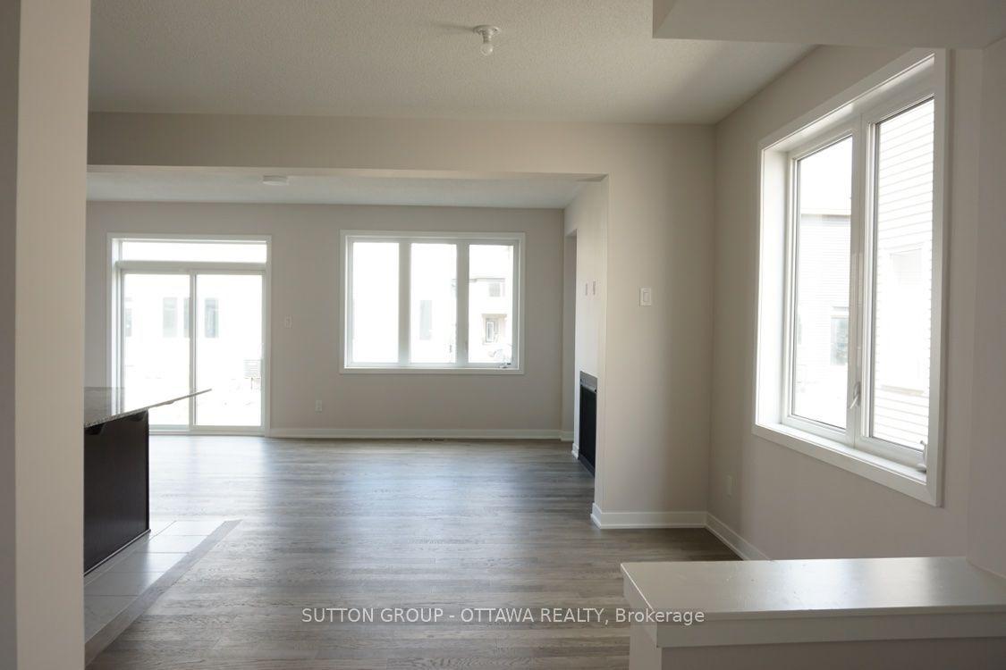 663 ALLIED Mews, Stittsville - Munster - Richmond — Townhouse for lease, photo 1
