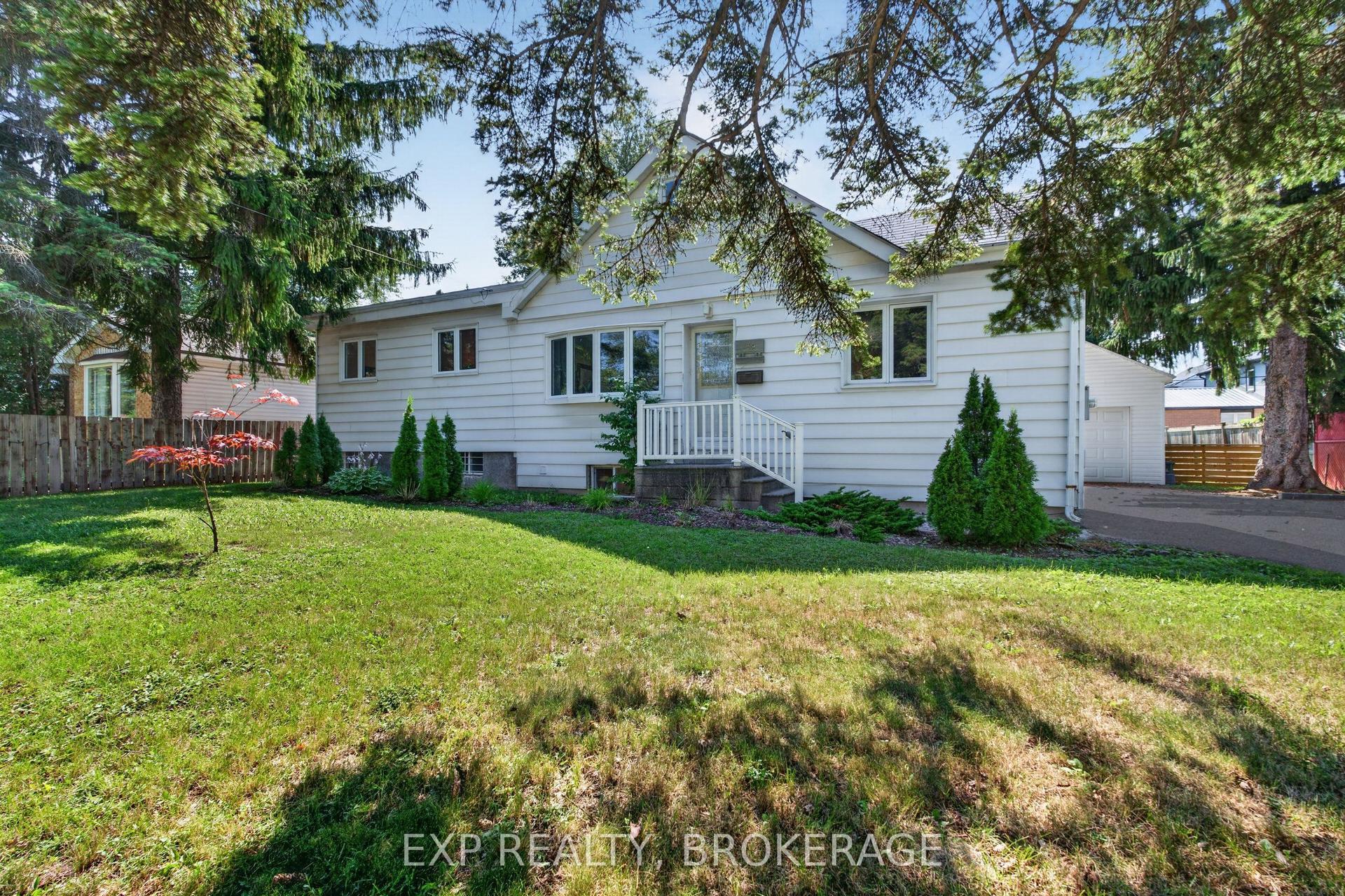 646 PORTSMOUTH Avenue, Kingston — Detached for sale, photo 1