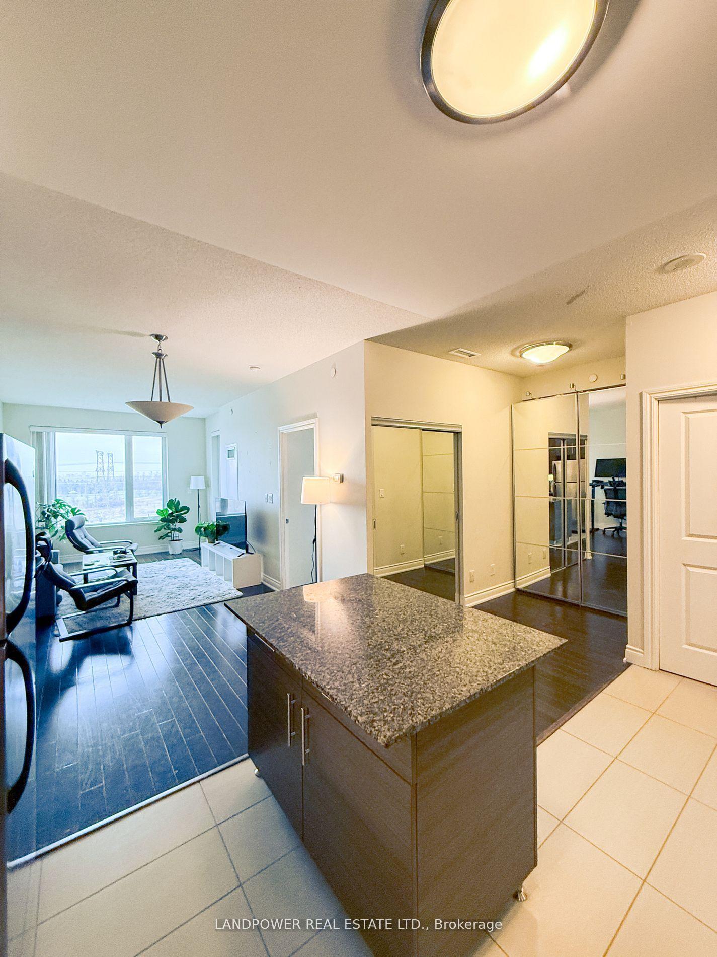 325 South Park Road 1009 #1009 — photo 1