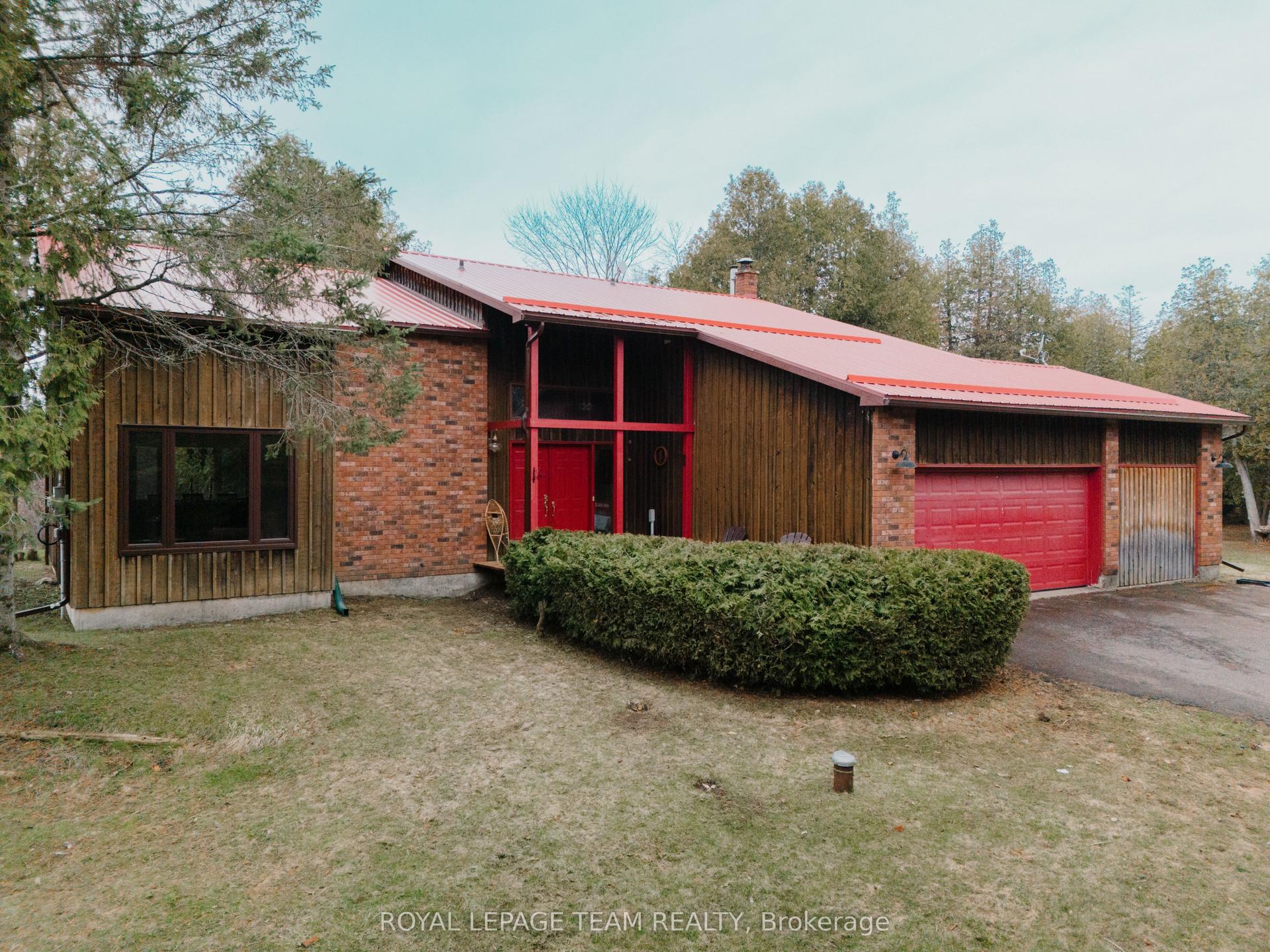 2249 McGovern Road W — photo 1