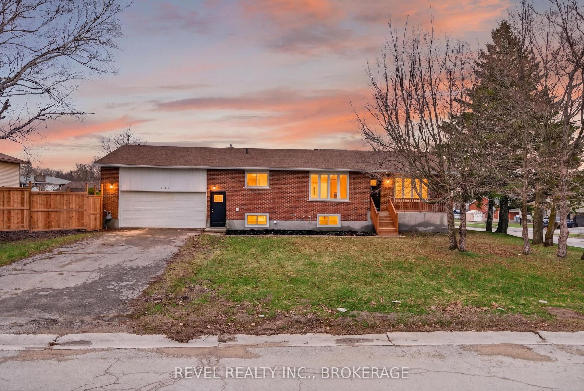 786 Milford Drive — photo 1