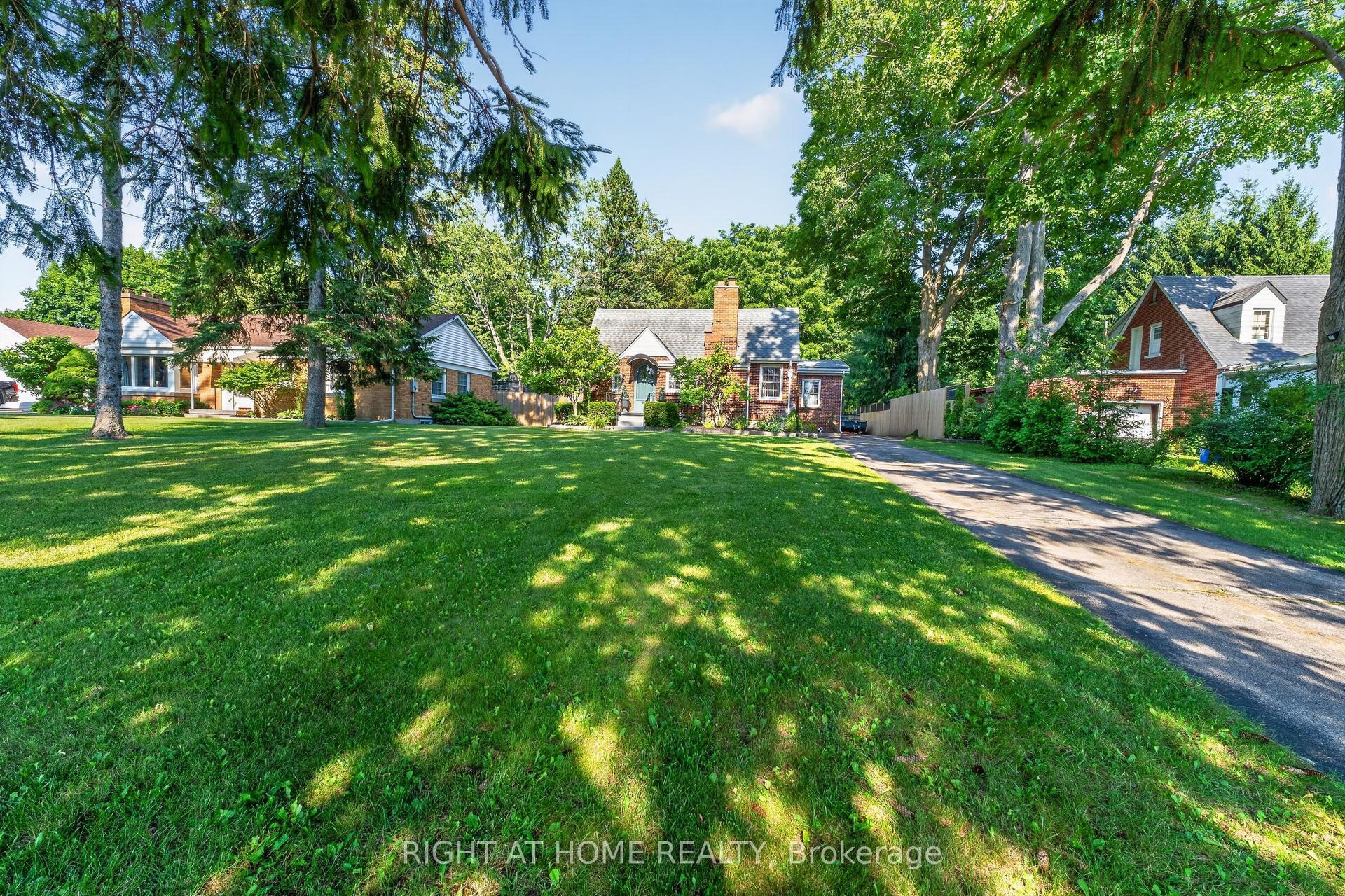335 Sunset Drive, Central Elgin — Detached for sale, photo 1
