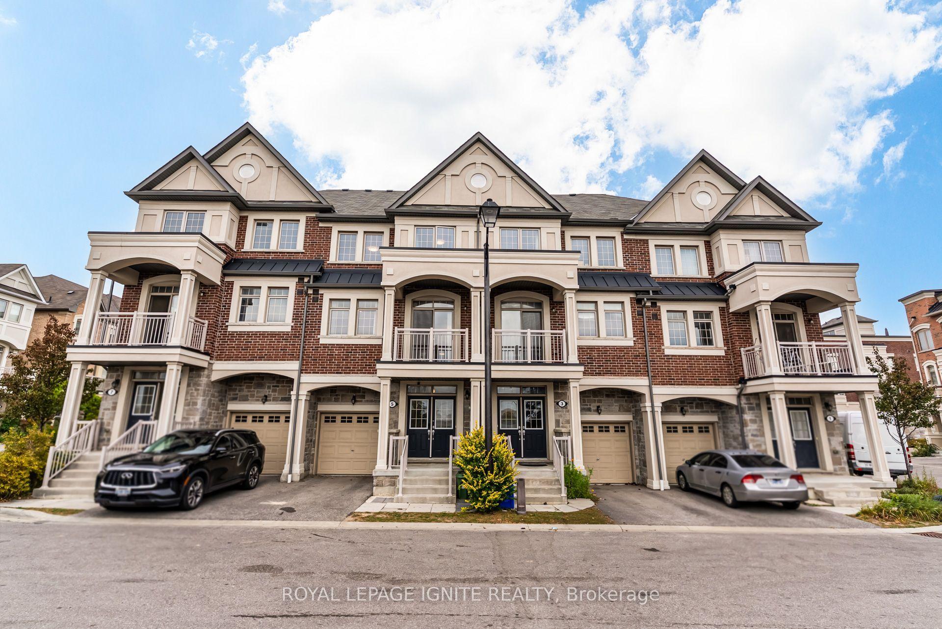 5 Sleeky Lane, Ajax — Townhouse for sale, photo 1