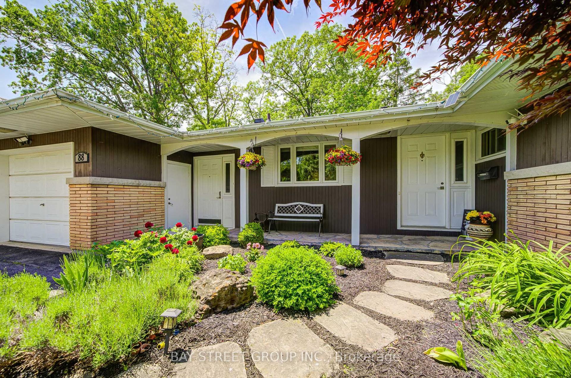 88 MARSDALE Drive, St. Catharines — Detached for sale, photo 1