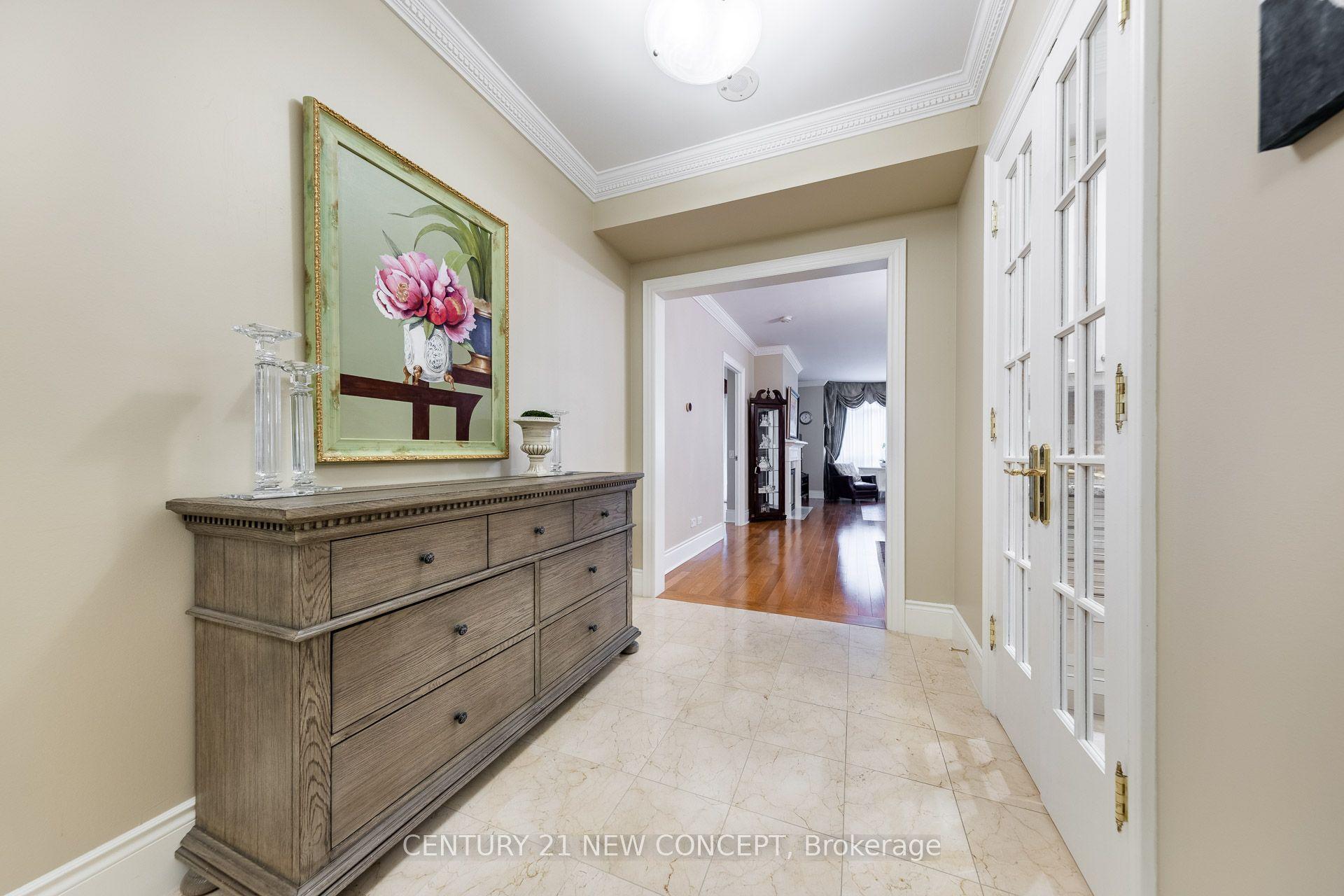 7071 Bayview Avenue 204 #204 — photo 1