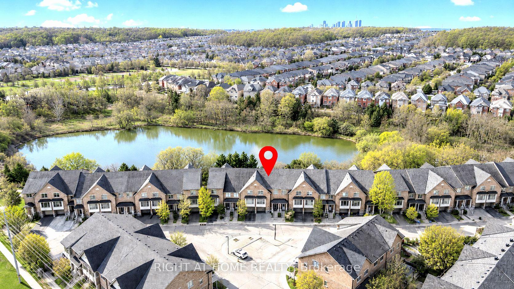 8900 Bathurst Street 10 #10 — photo 1