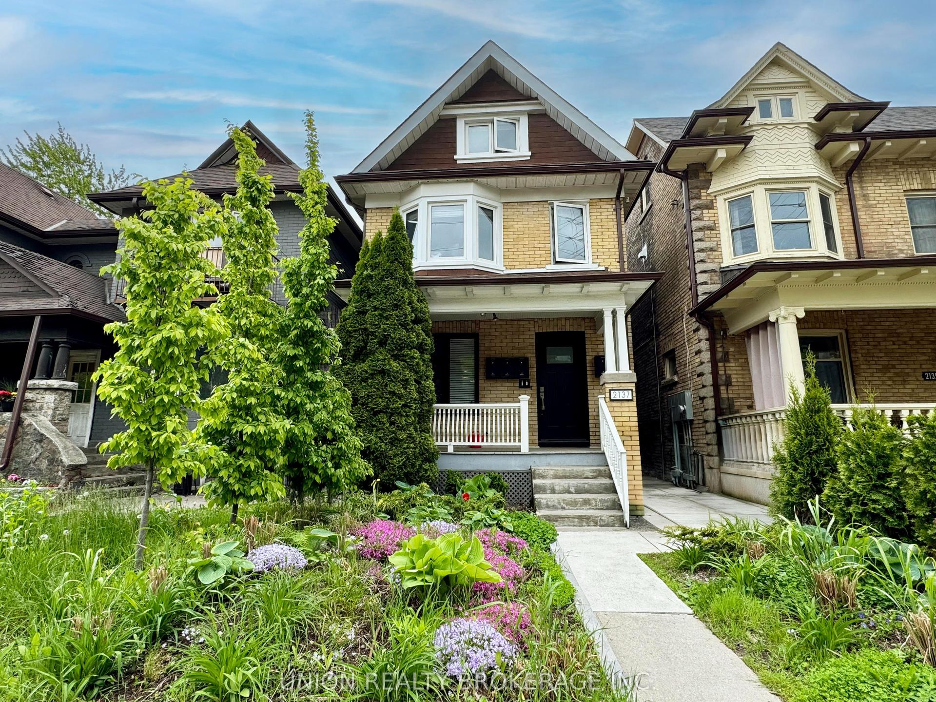 2137 Gerrard Street E Upper #Upper, Toronto — Detached for lease, photo 1