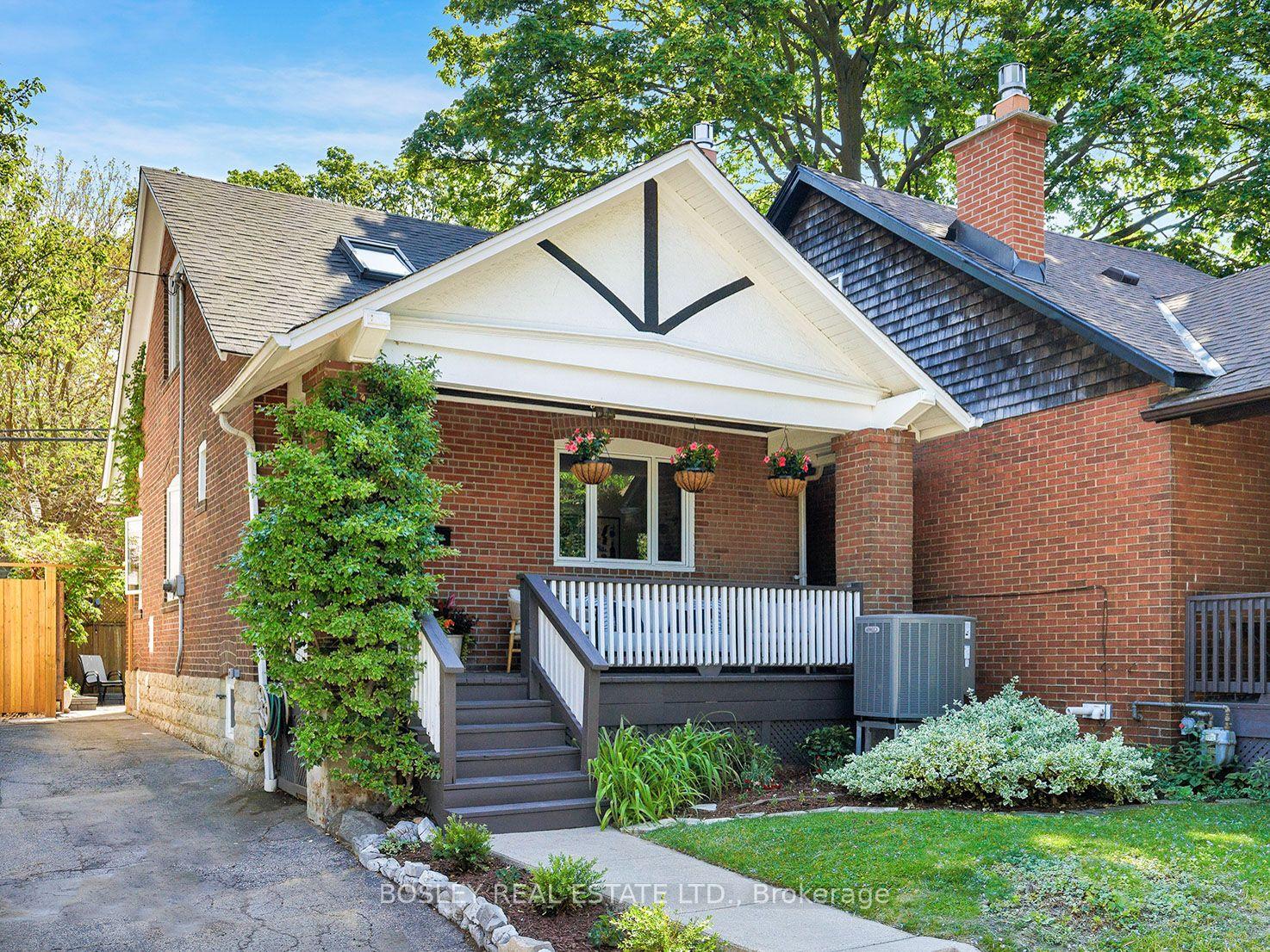 249 Gainsborough Road — photo 1