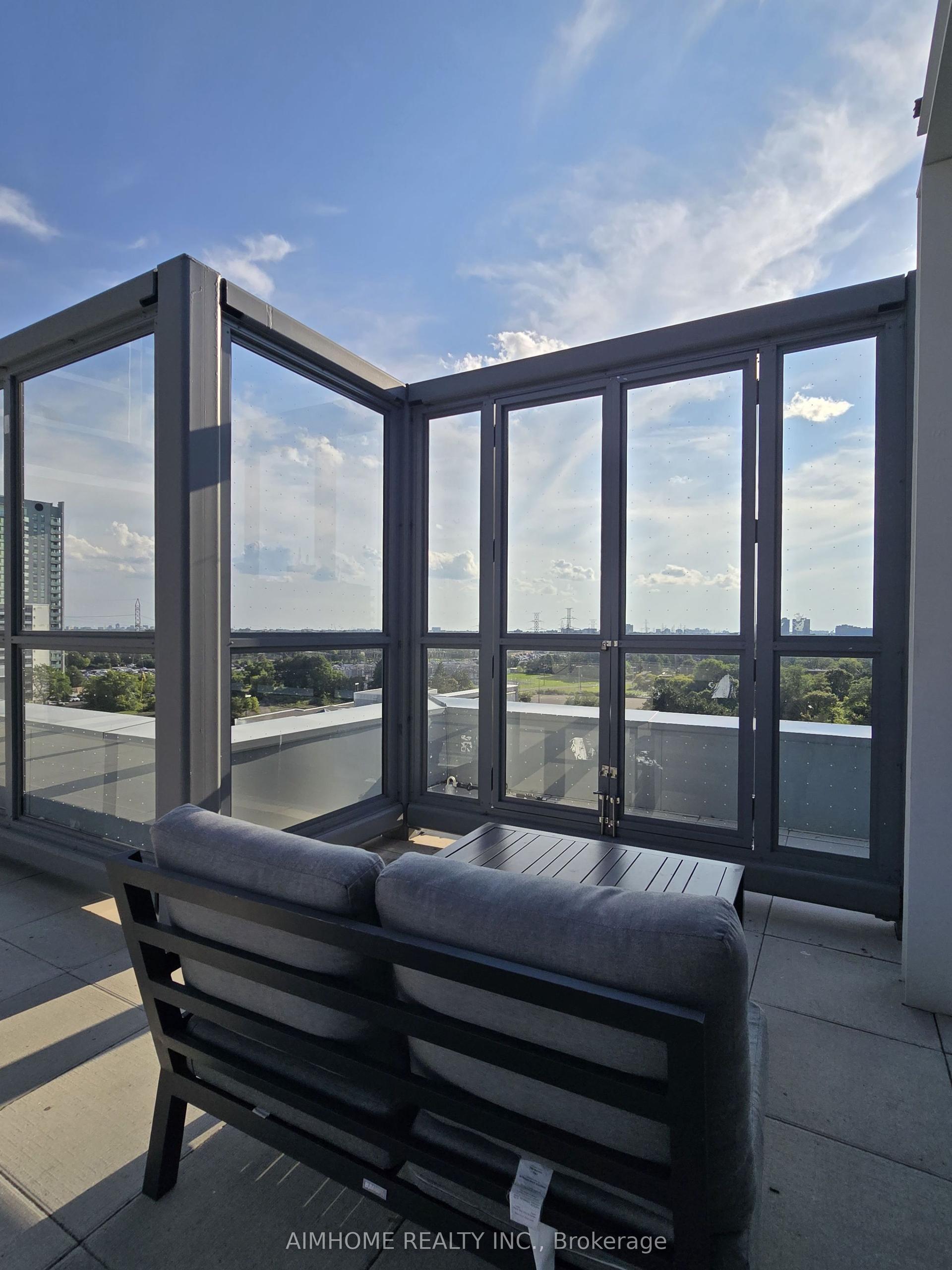 7 Golden Lion Heights N1113 #N1113, Toronto — Condo for lease, photo 1