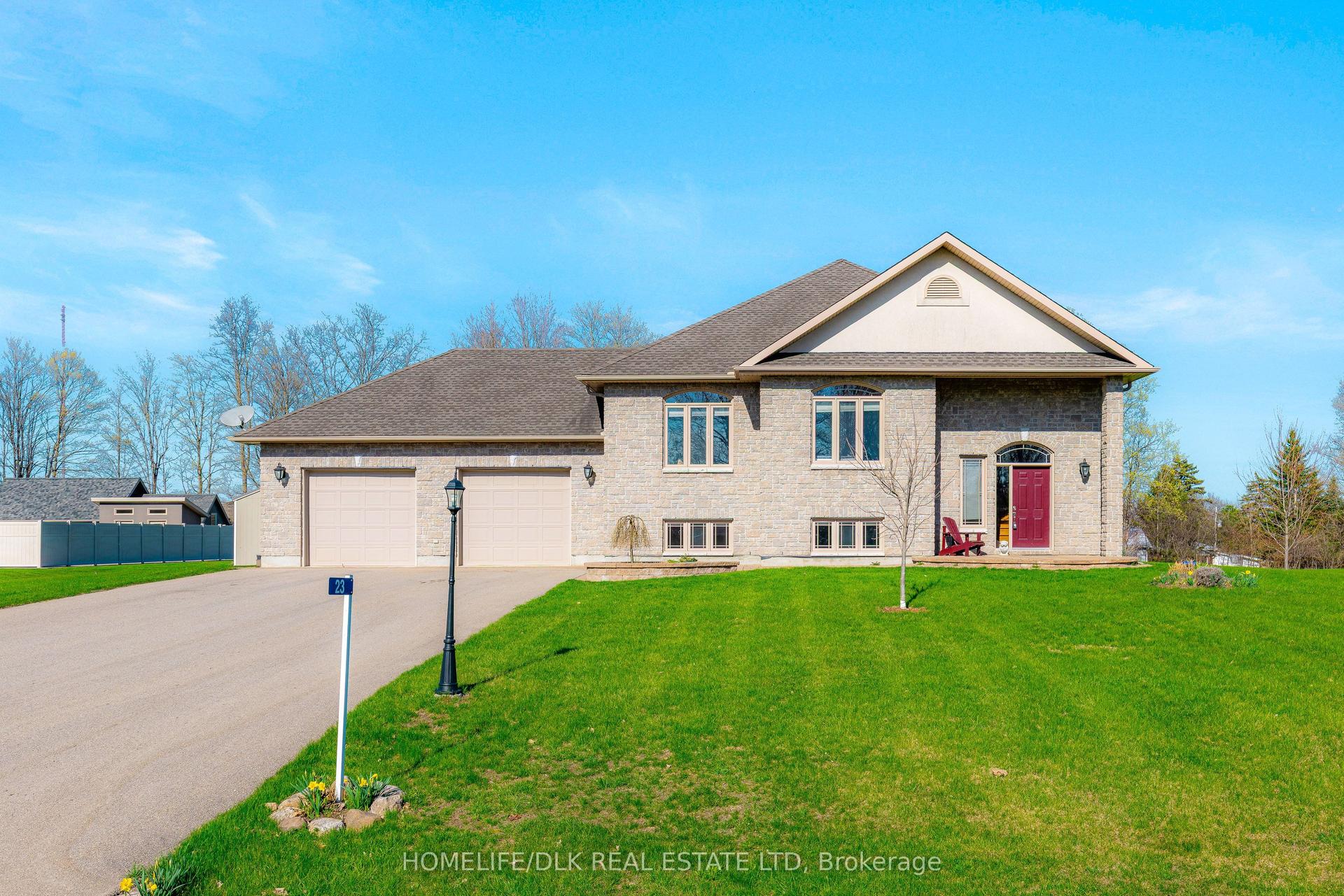 23 Apple Blossom Drive — photo 1