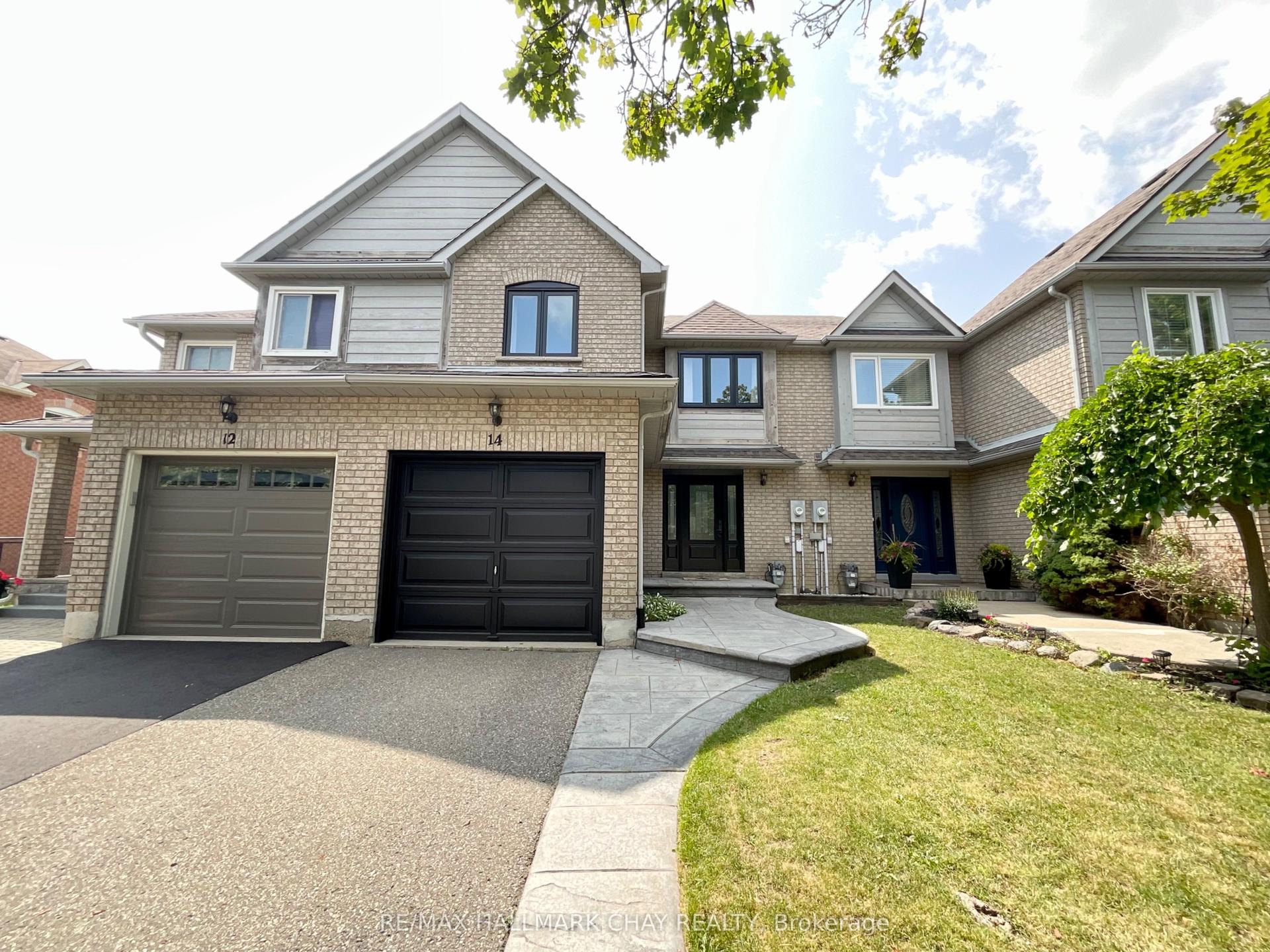 14 Gardenia Way, Caledon — Townhouse for lease, photo 1