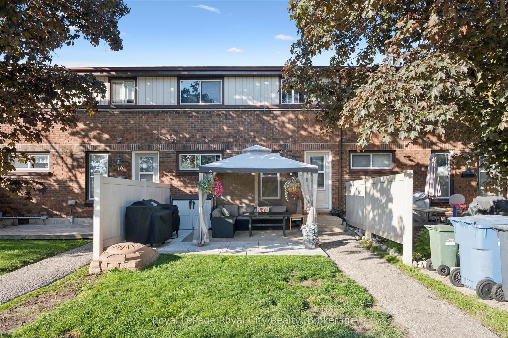 80 Burns Drive 18 #18, Guelph — Condo Town for sale, photo 1