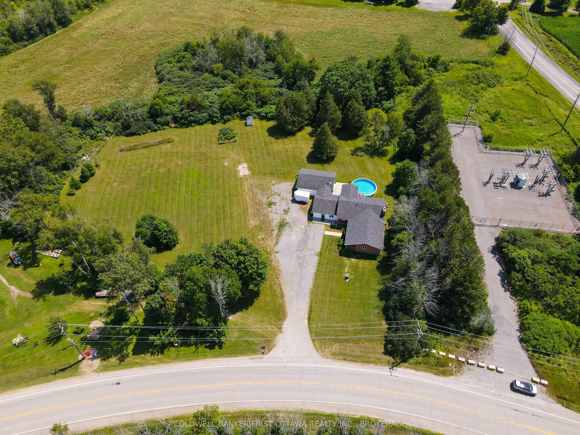 31 Station Road, Front of Leeds & Seeleys Bay — Detached for sale, photo 1