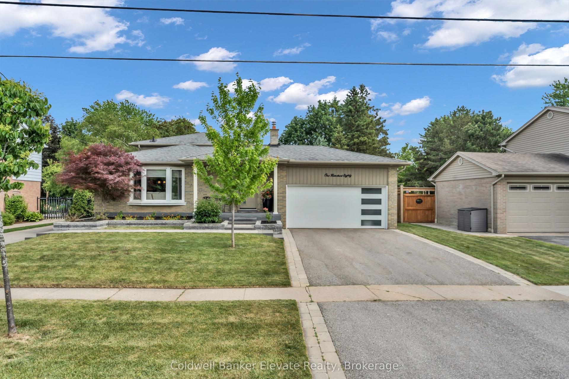 180 Rexway Drive — photo 1