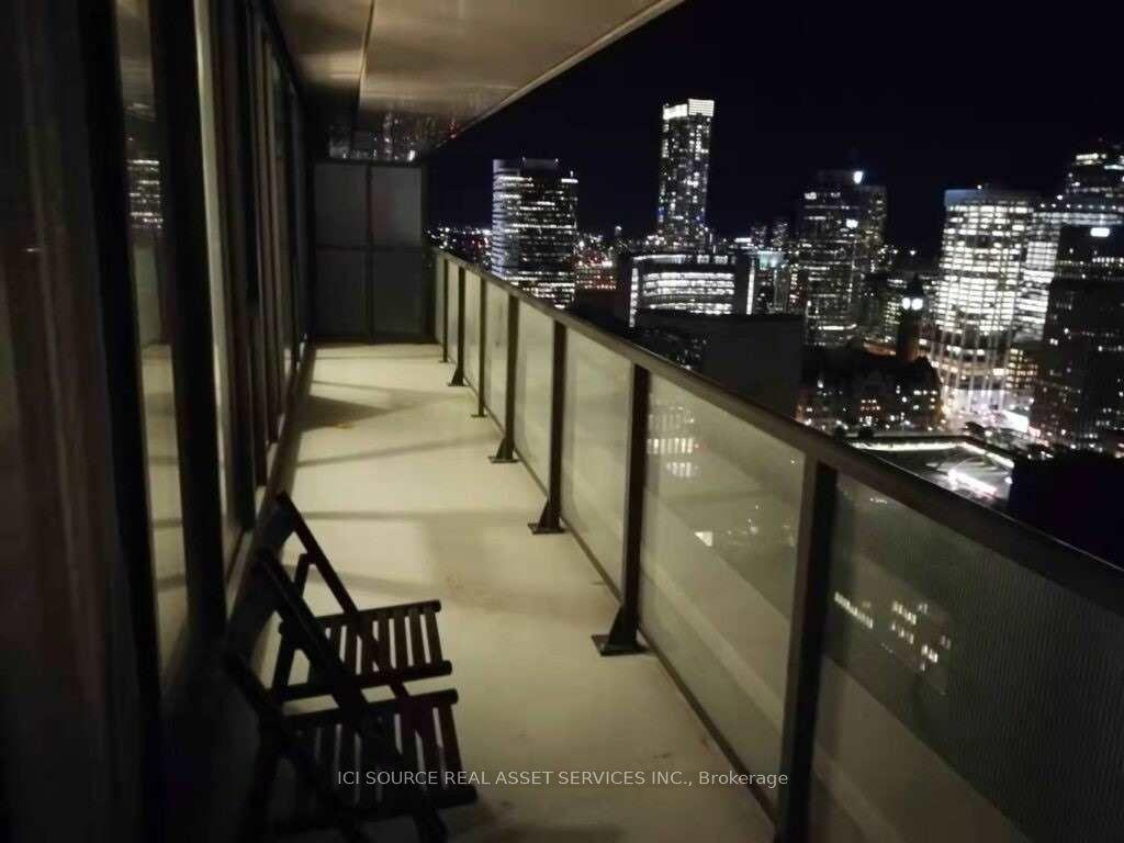 426 University Avenue 3903 #3903 — photo 1