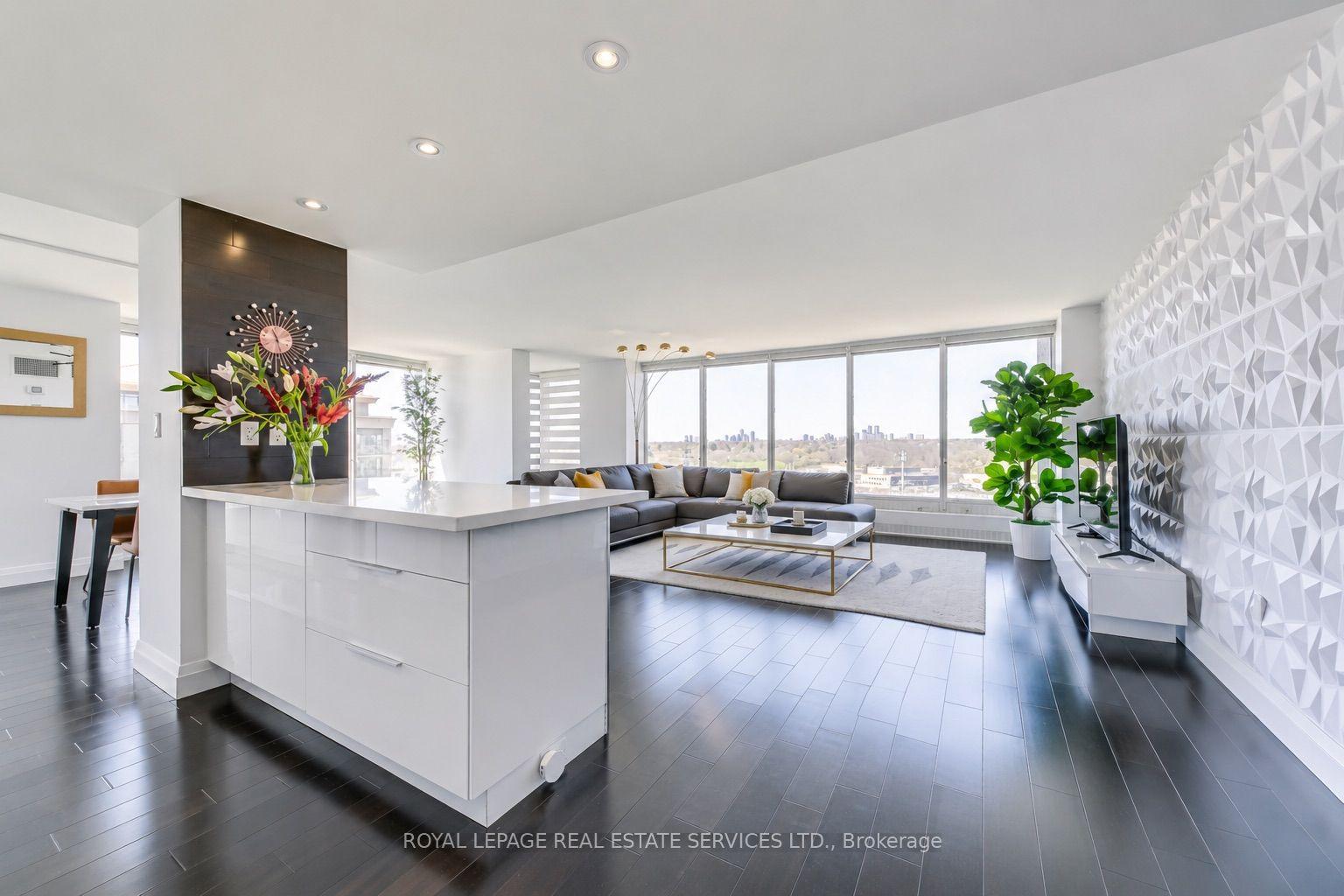 2045 Lake Shore Boulevard W 1607 #1607, Toronto — Condo for sale, photo 1