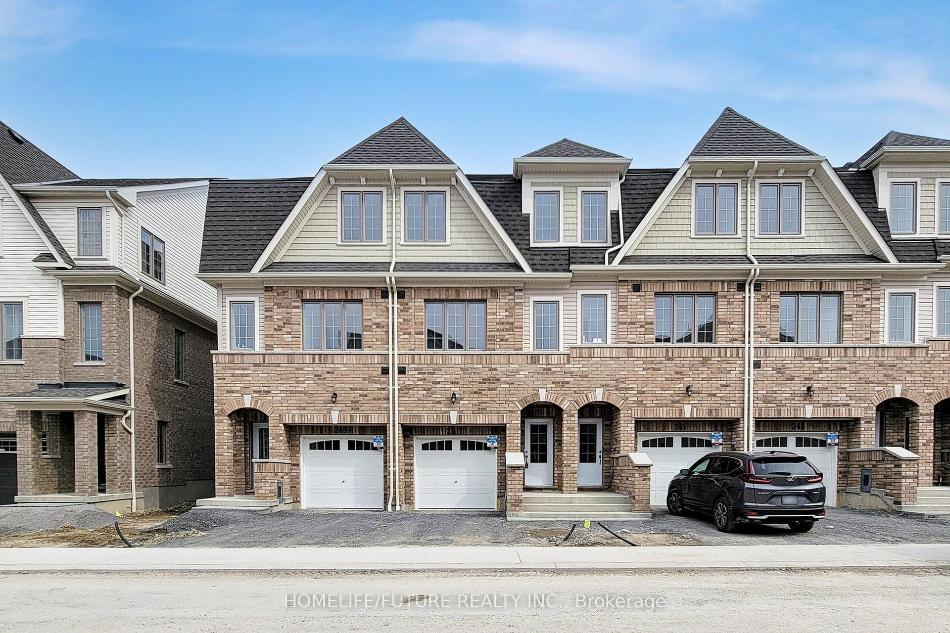 247 Danzatore Path 25 #25, Oshawa — Townhouse for lease, photo 1