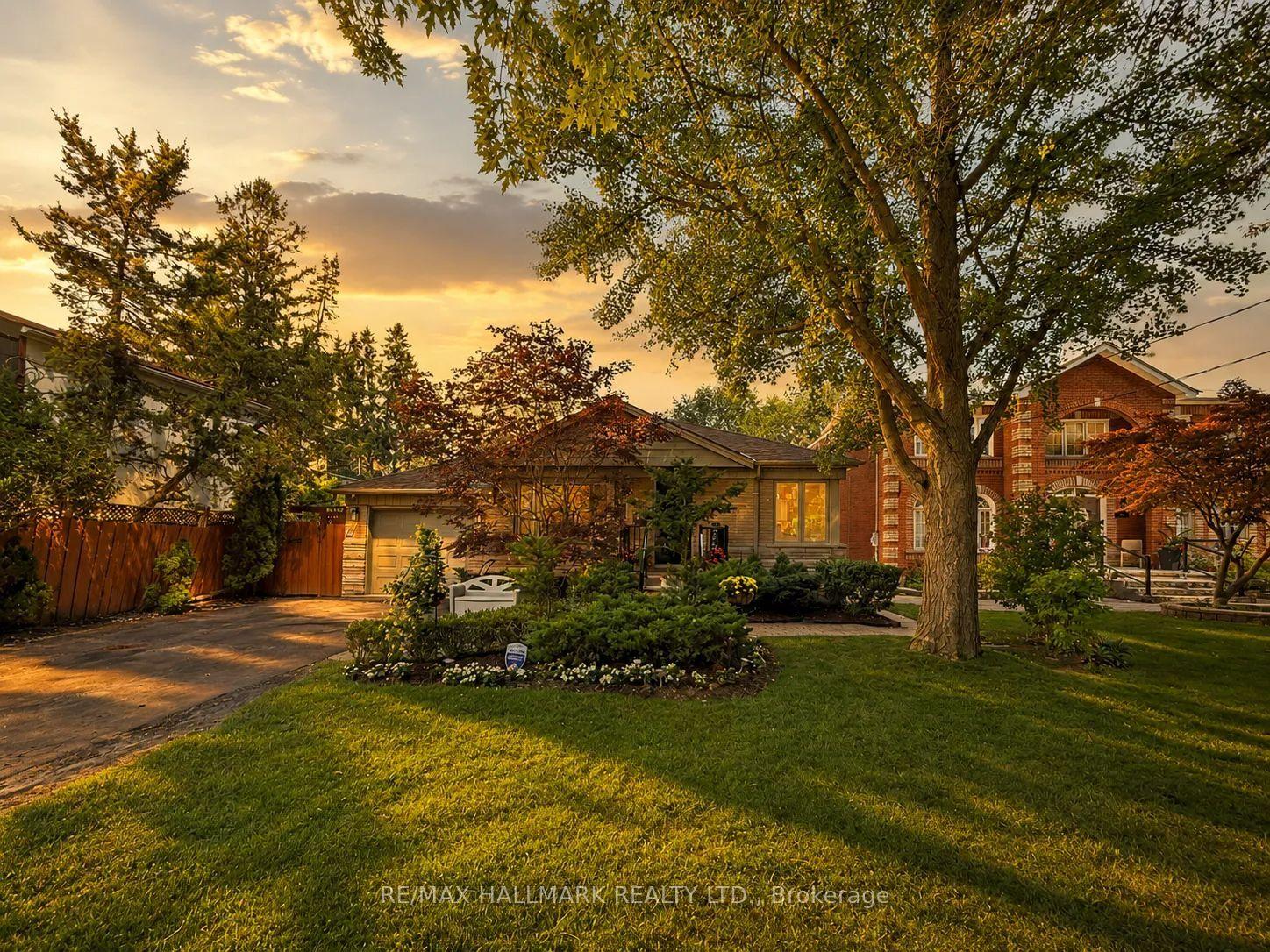52 Colonel Danforth Trail, Toronto — Detached for sale, photo 1