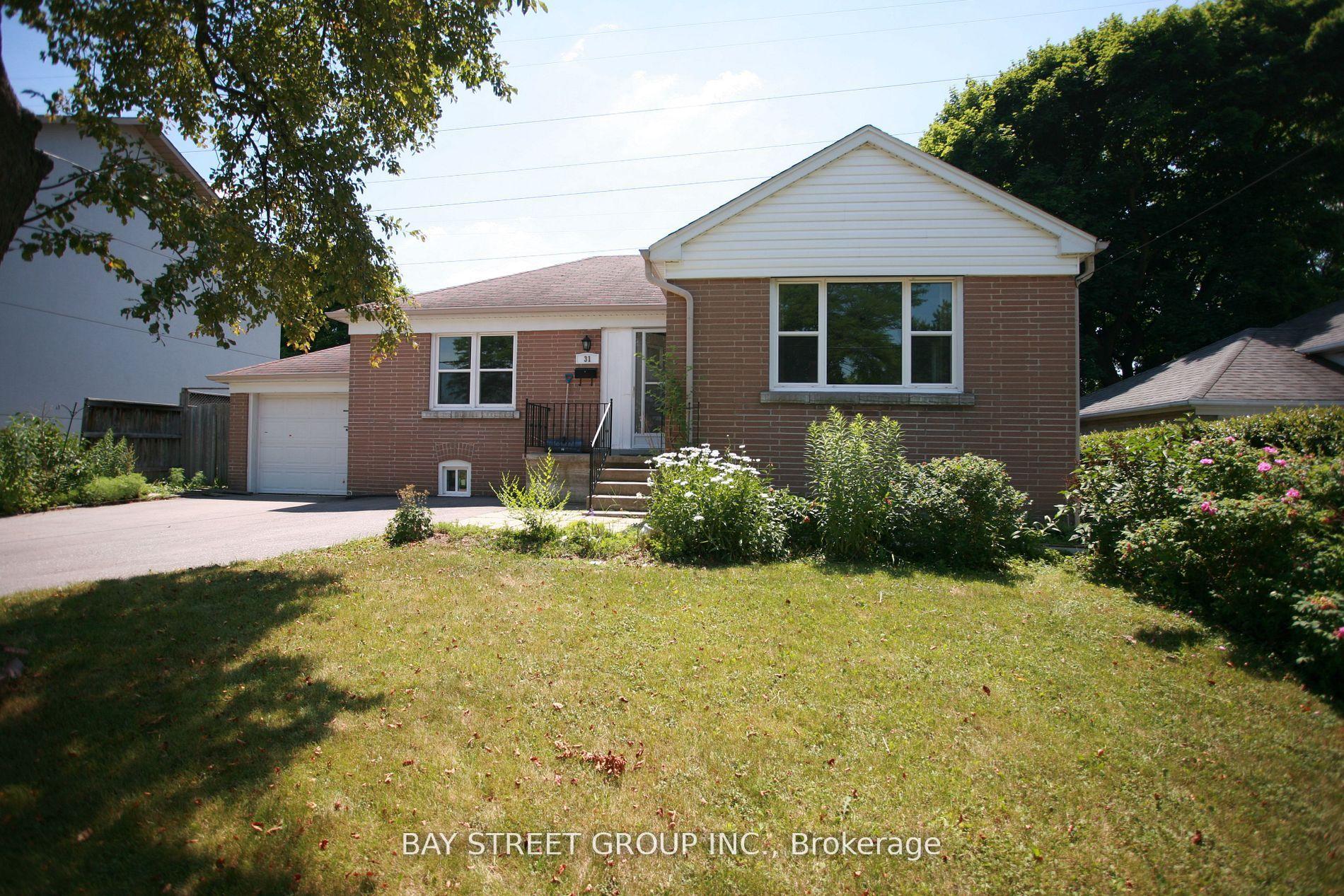 31 Kenton Drive — photo 1