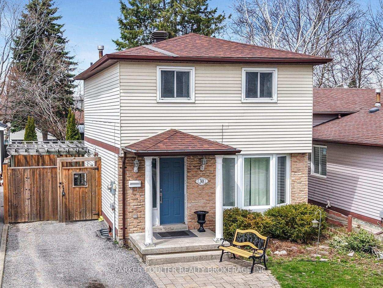 30 Janice Drive — photo 1