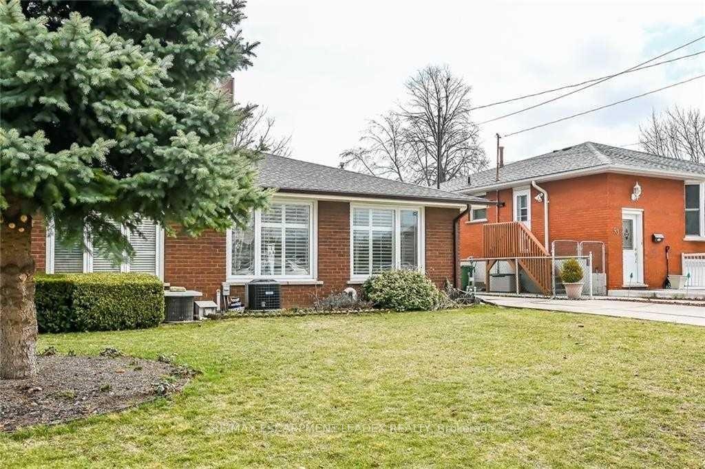 39 Glen Vista Drive — photo 1