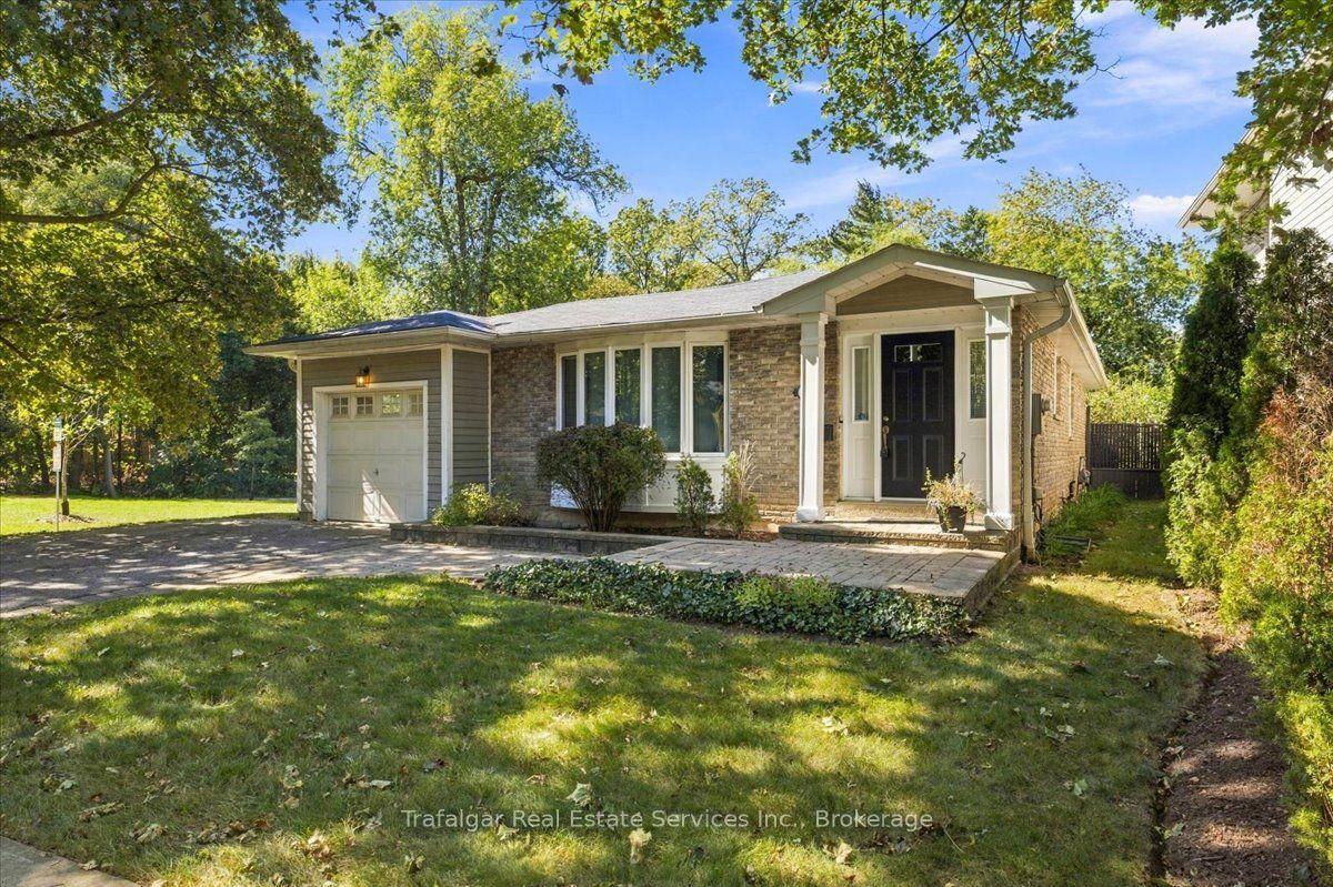 461 Maple Avenue, Oakville — Detached for lease, photo 1
