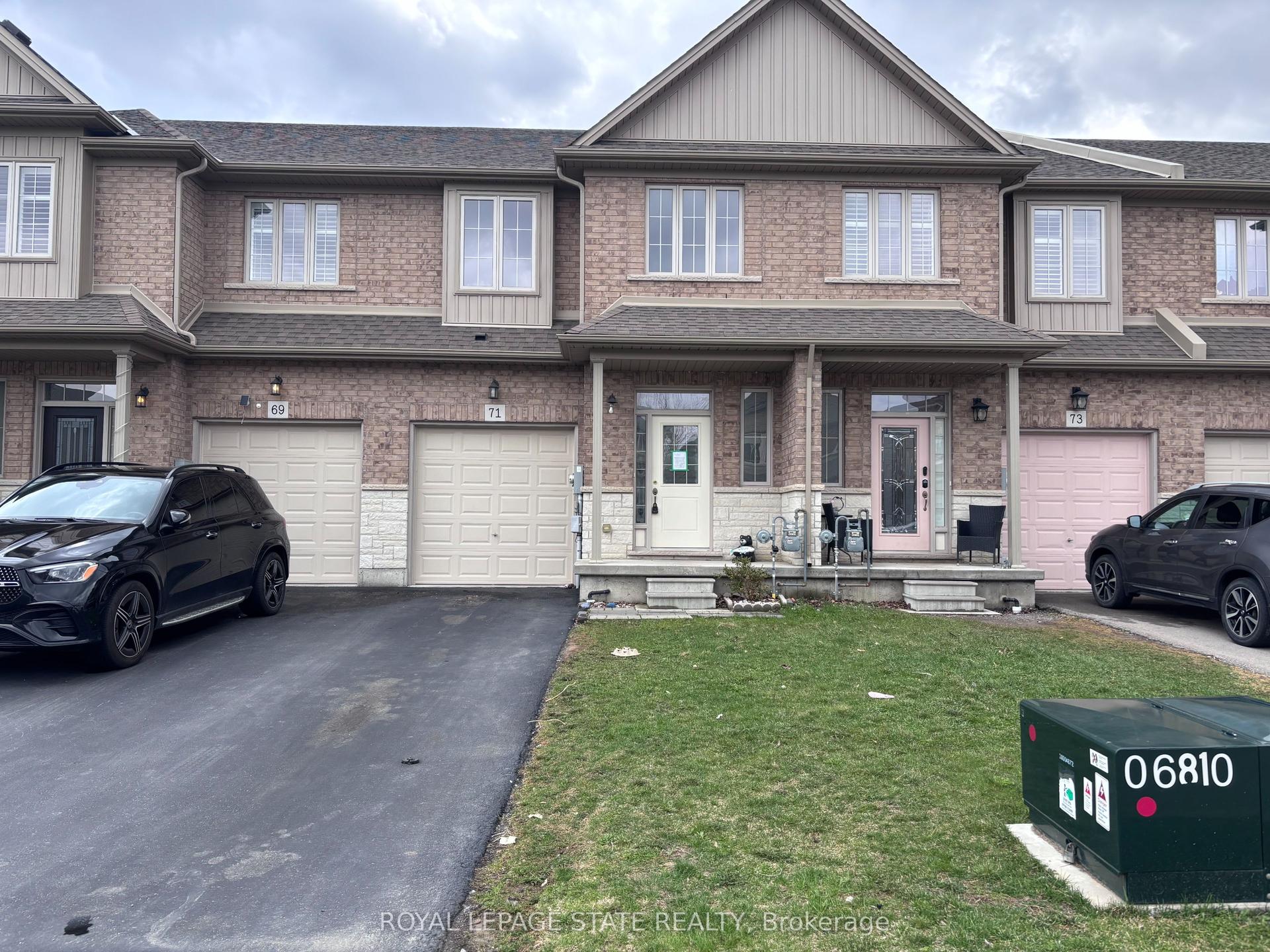 71 Fairgrounds Drive — photo 1