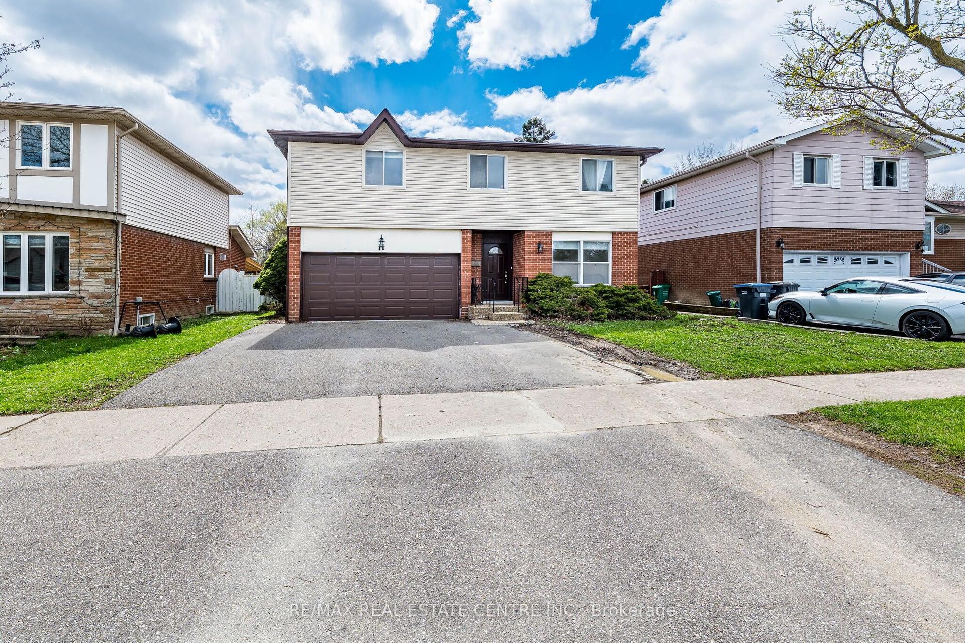 11 Kirkland Road — photo 1