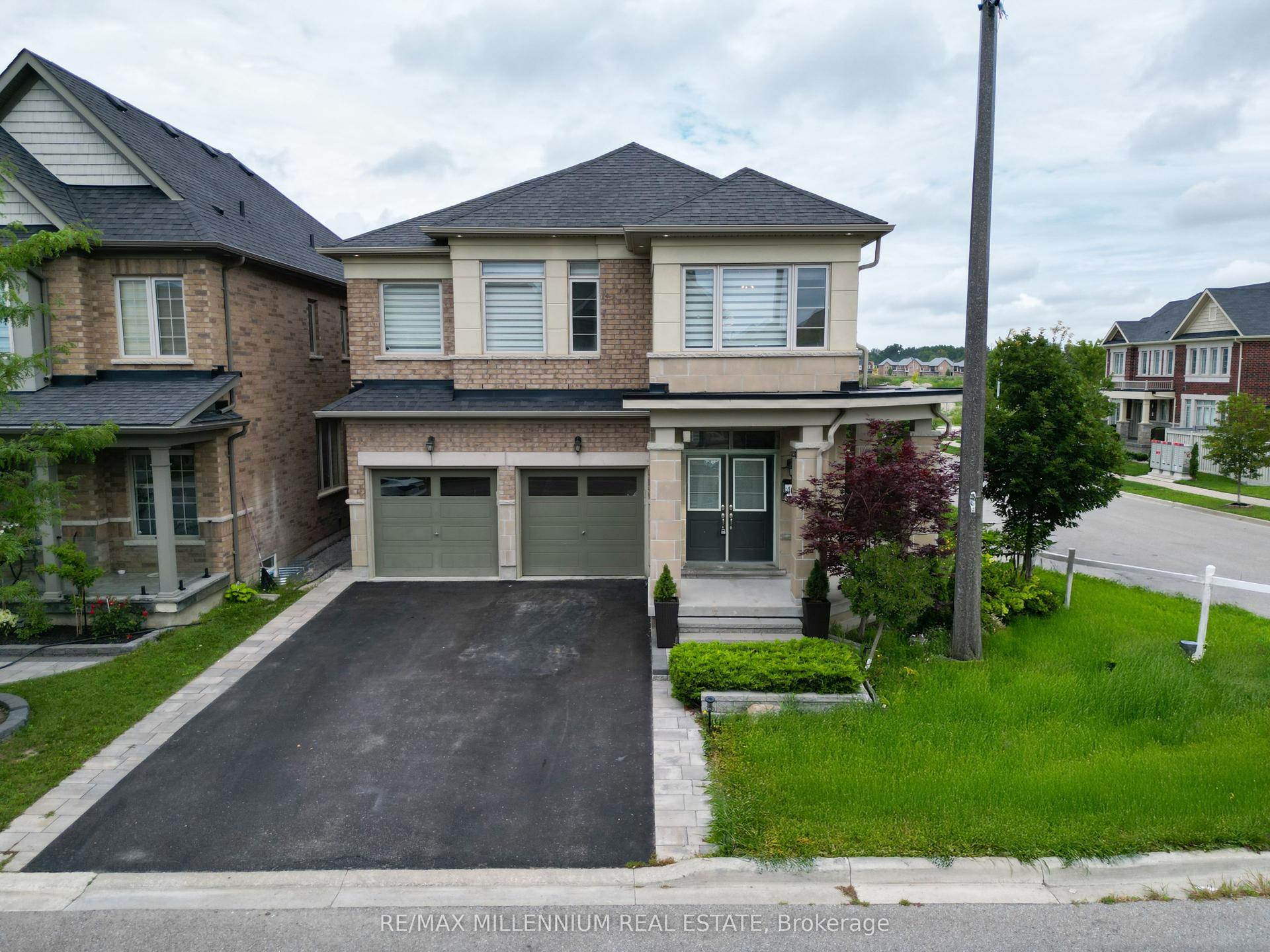 40 Frederick Pearson Street, East Gwillimbury — Detached for sale, photo 1