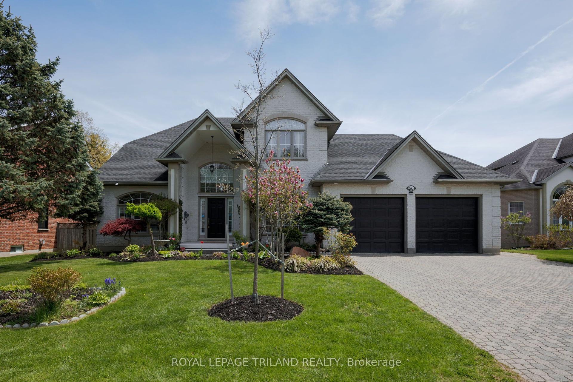 56 Glenridge Crescent — photo 1